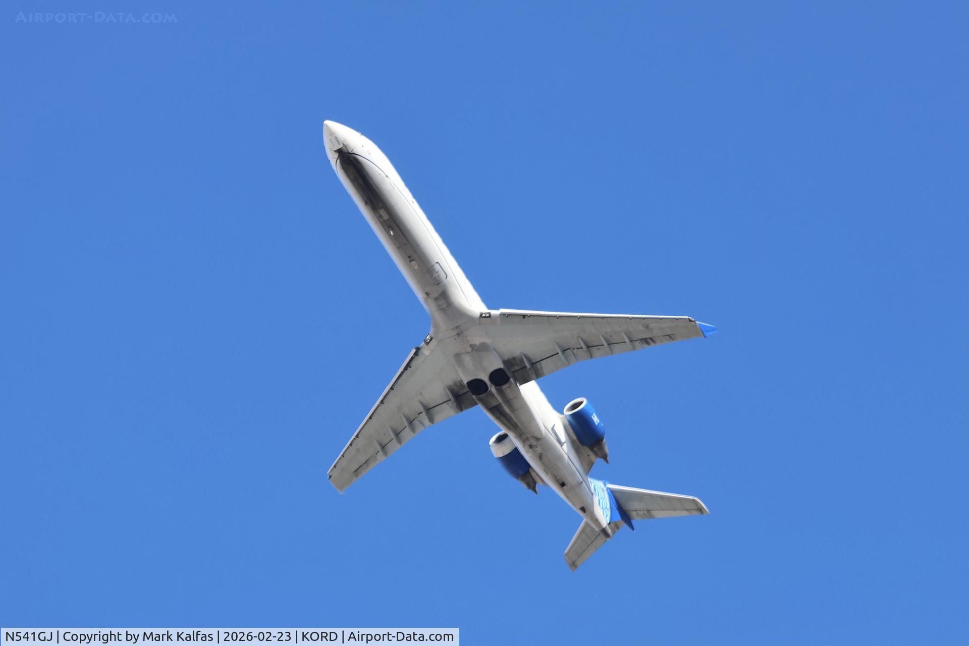 N541GJ, 2005 Bombardier CRJ-702 (CL-600-2C10) Regional Jet C/N 10238, CRJ7 GoJet / United Express Canadair Regional Jet CRJ-550, N541GJ departing 28R KORD