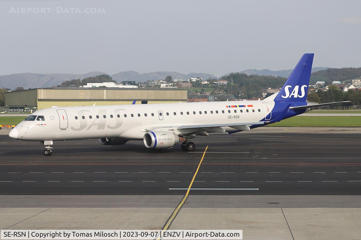 SE-RSN, 2007 Embraer 195LR (ERJ-190-200LR) C/N 19000155, Stavanger