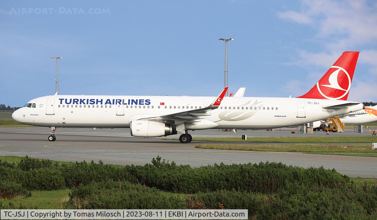 TC-JSJ, 2013 Airbus A321-231 C/N 5633, Billund