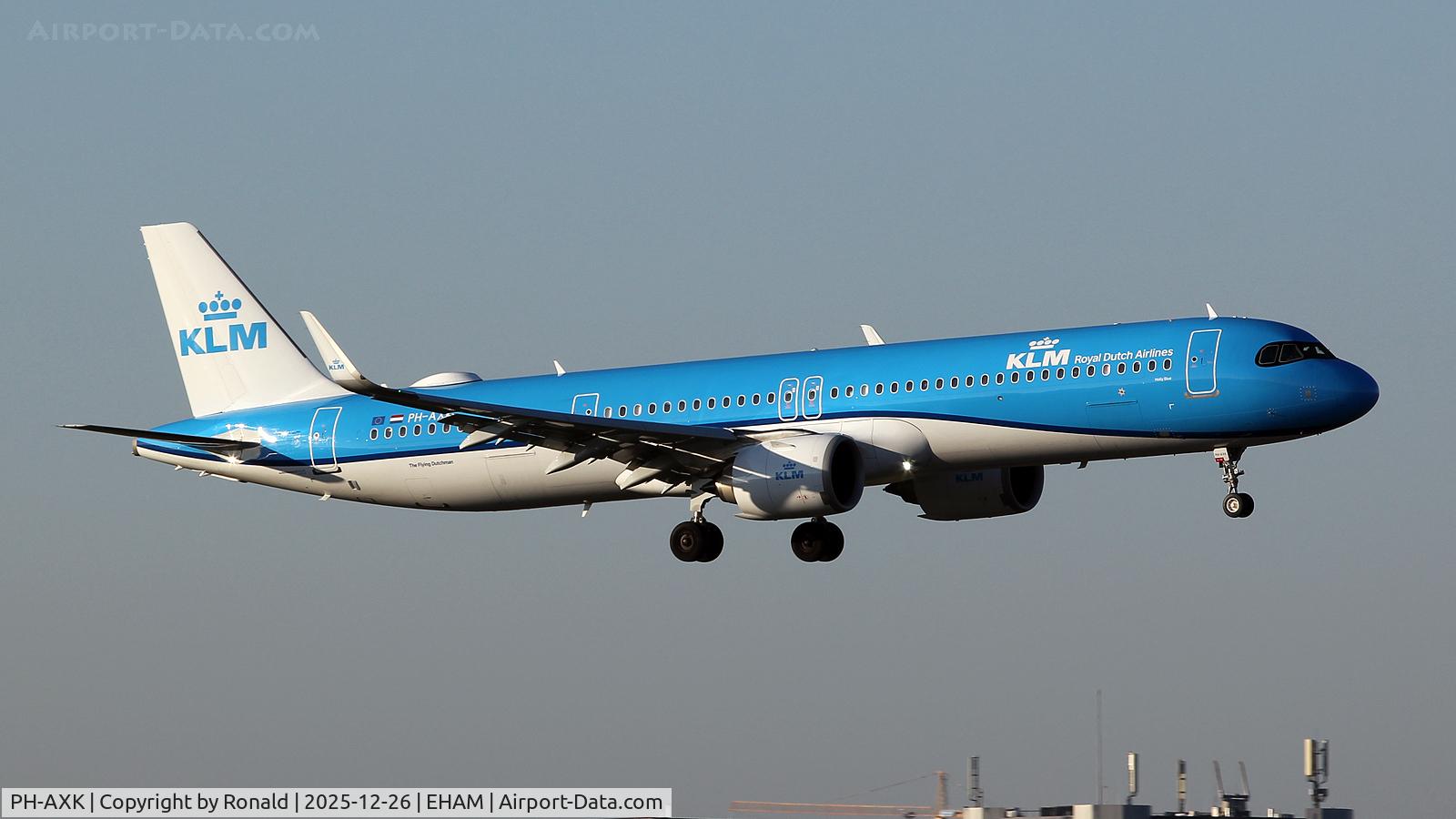 PH-AXK, 2025 Airbus A321-252NX C/N 12664, at eham