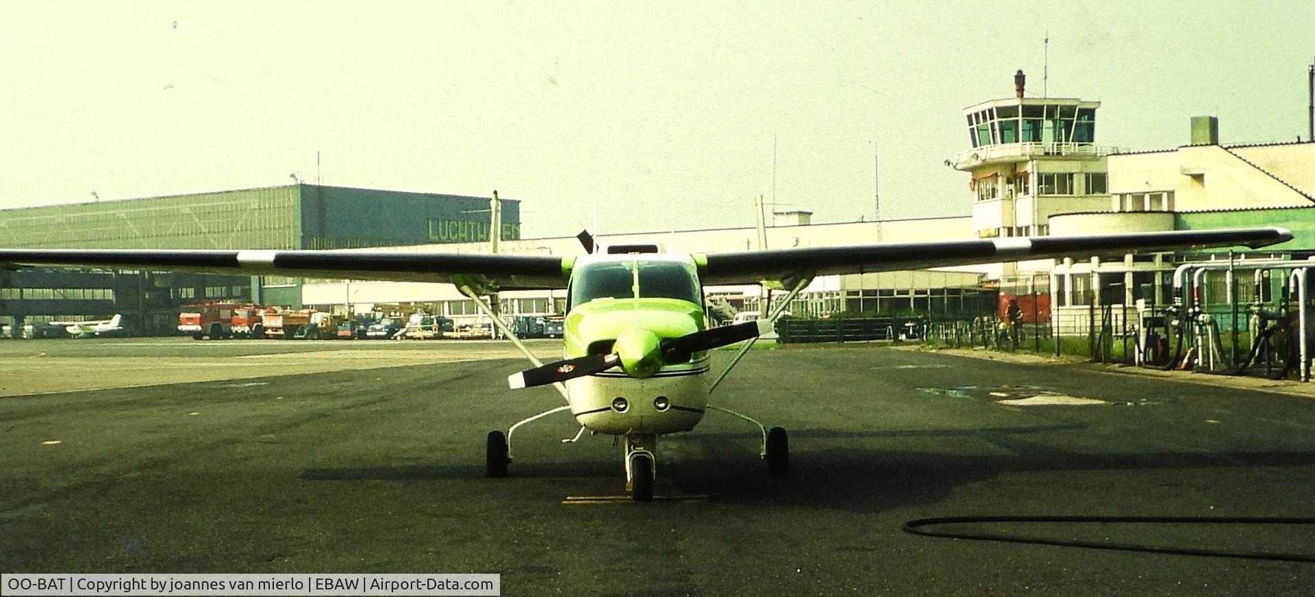 OO-BAT, Cessna 337 Super Skymaster C/N 337-0050, ex-slide