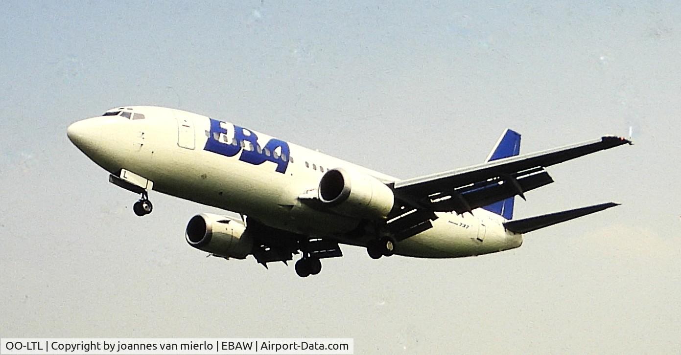 OO-LTL, 1991 Boeing 737-3M8 C/N 25041, ex-slide