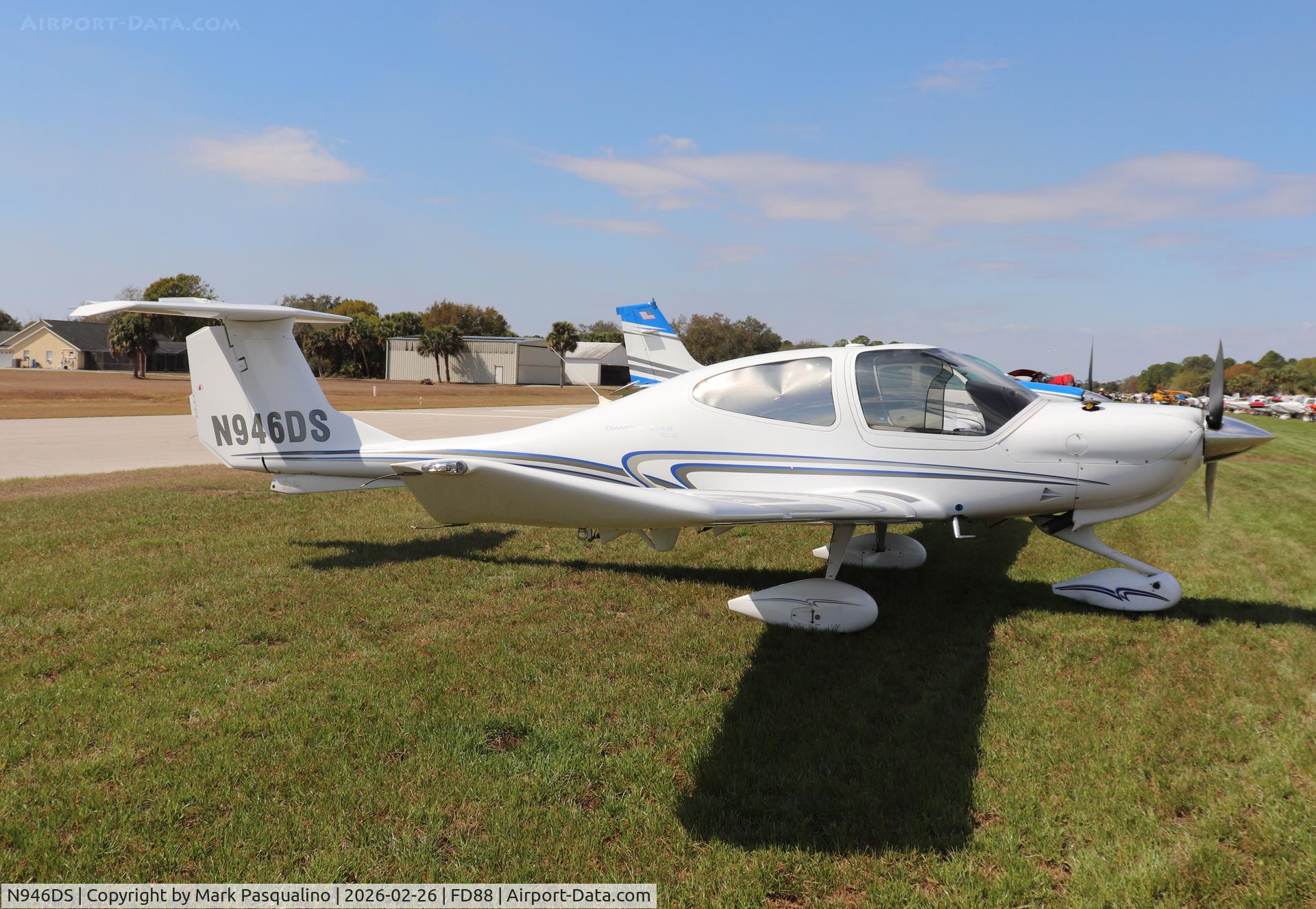 N946DS, 2008 Diamond DA-40 Diamond Star C/N 40.984, Diamond DA-40
