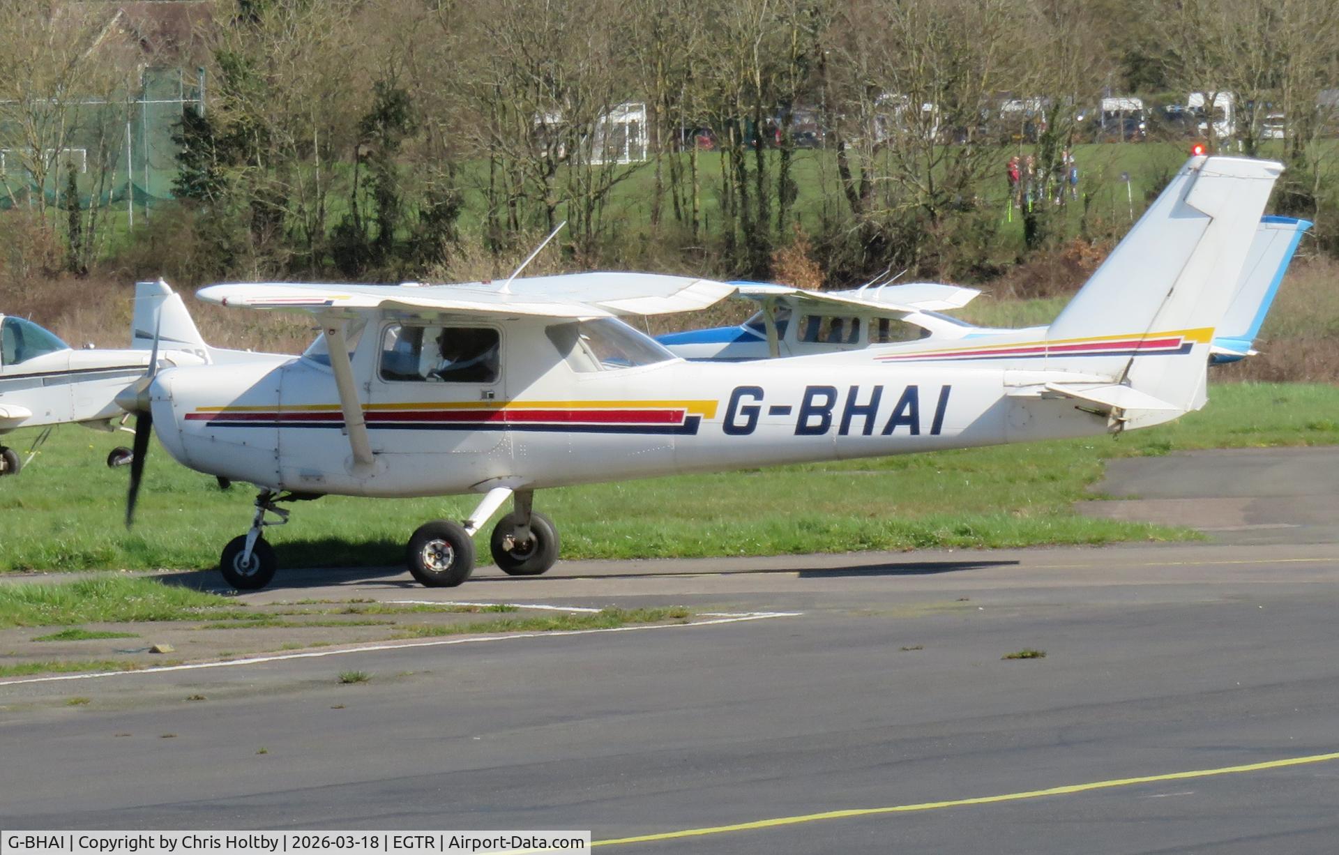 G-BHAI, 1979 Reims Cessna F152 C/N 1625, Taxiing at Elstree