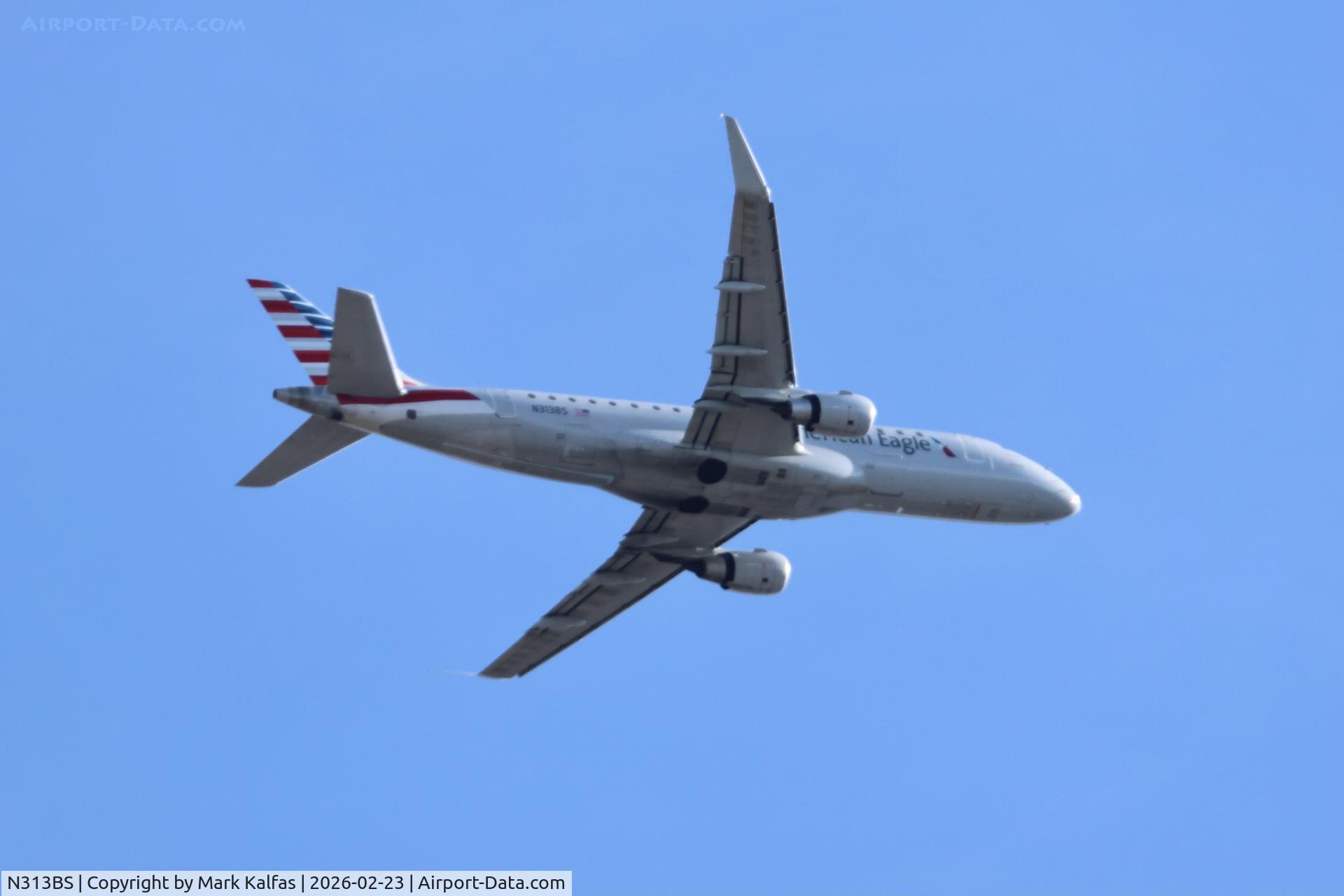 N313BS, 2024 Embraer N175LR C/N 962, E175 ENVOY / American Eagle Embraer N175LR  N313BS departing 28R KORD