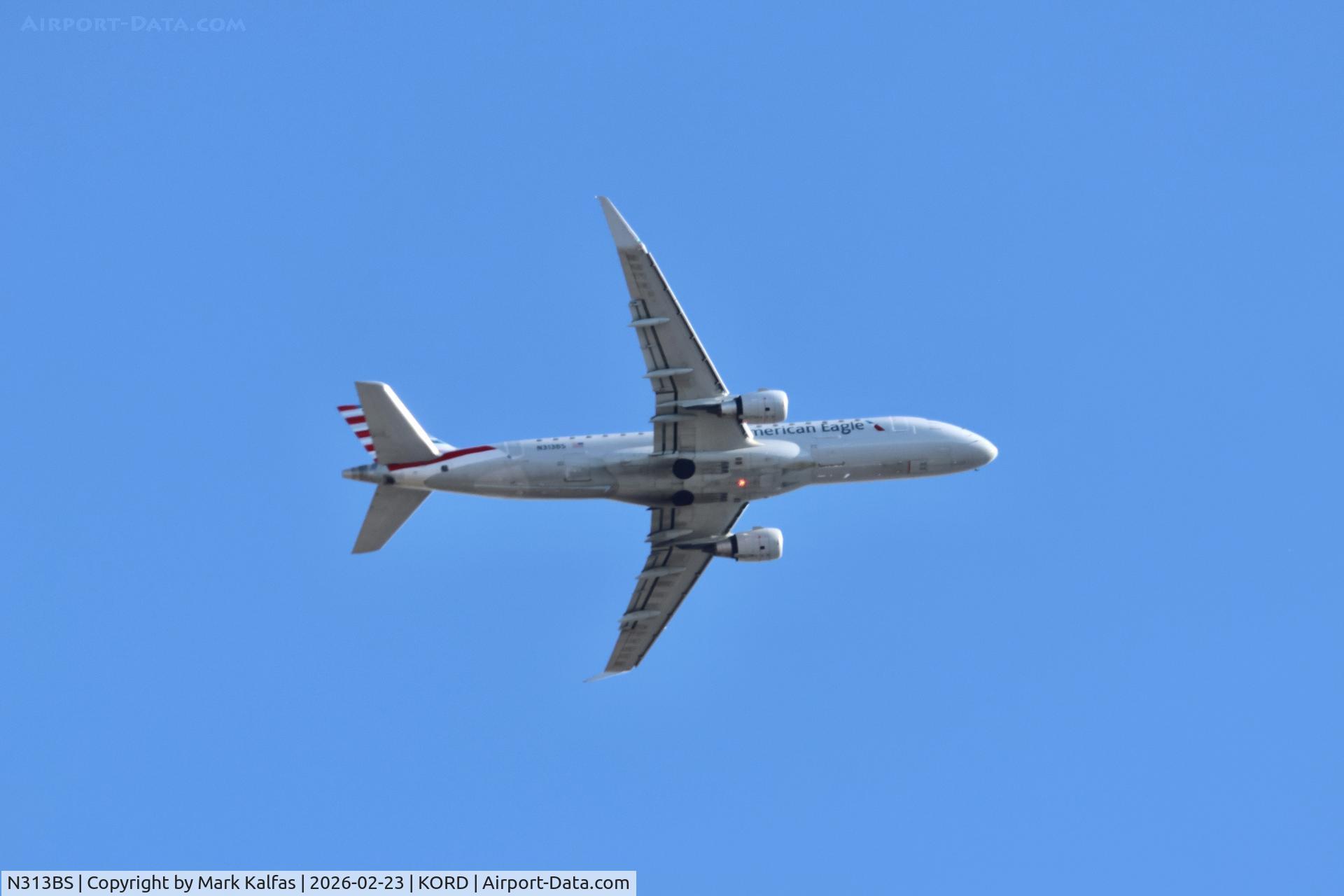 N313BS, 2024 Embraer N175LR C/N 962, E175 ENVOY / American Eagle Embraer N175LR  N313BS departing 28R KORD