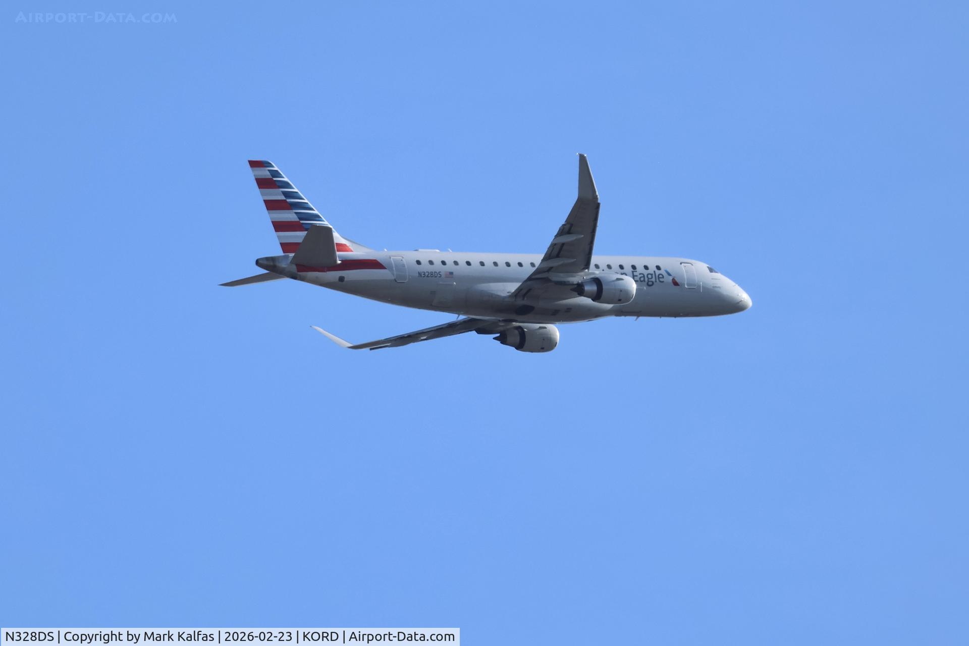 N328DS, 2024 Embraer 175LR C/N 984, E175 Envoy / American Eagle Embraer 175LR, N328DS Departing 28R KORD