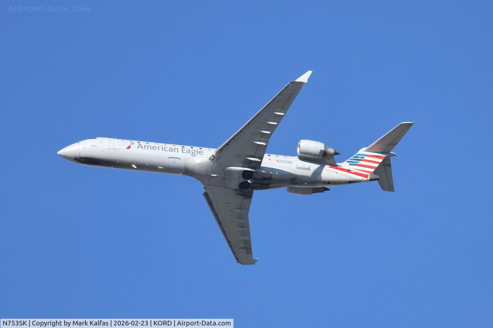 N753SK, 2005 Bombardier CRJ-701ER (CL-600-2C10) Regional Jet C/N 10214, E75L Envoy / American Eagle Embraer 175LR N273NN departing 28R KORD