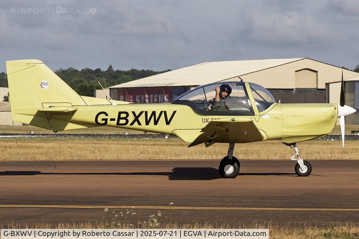 G-BXWV, 1998 FLS Aerospace Sprint 160 C/N 005, RIAT 2025