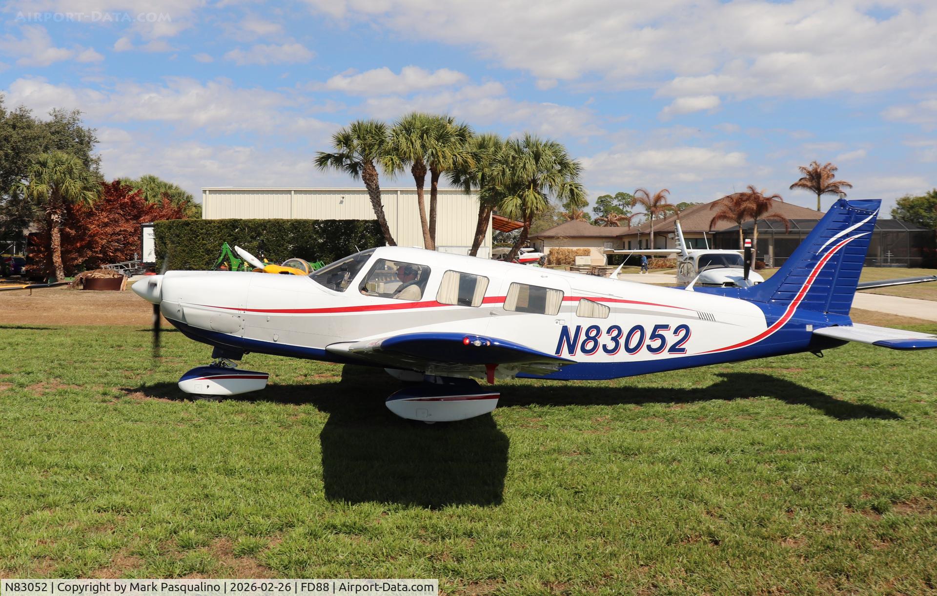 N83052, Piper PA-32-301 Saratoga C/N 32-8306006, Piper PA-32-301
