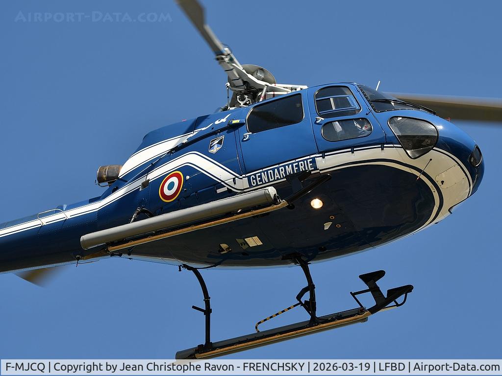 F-MJCQ, Aerospatiale AS350B Ecureuil C/N 2057, France Gendarmerie