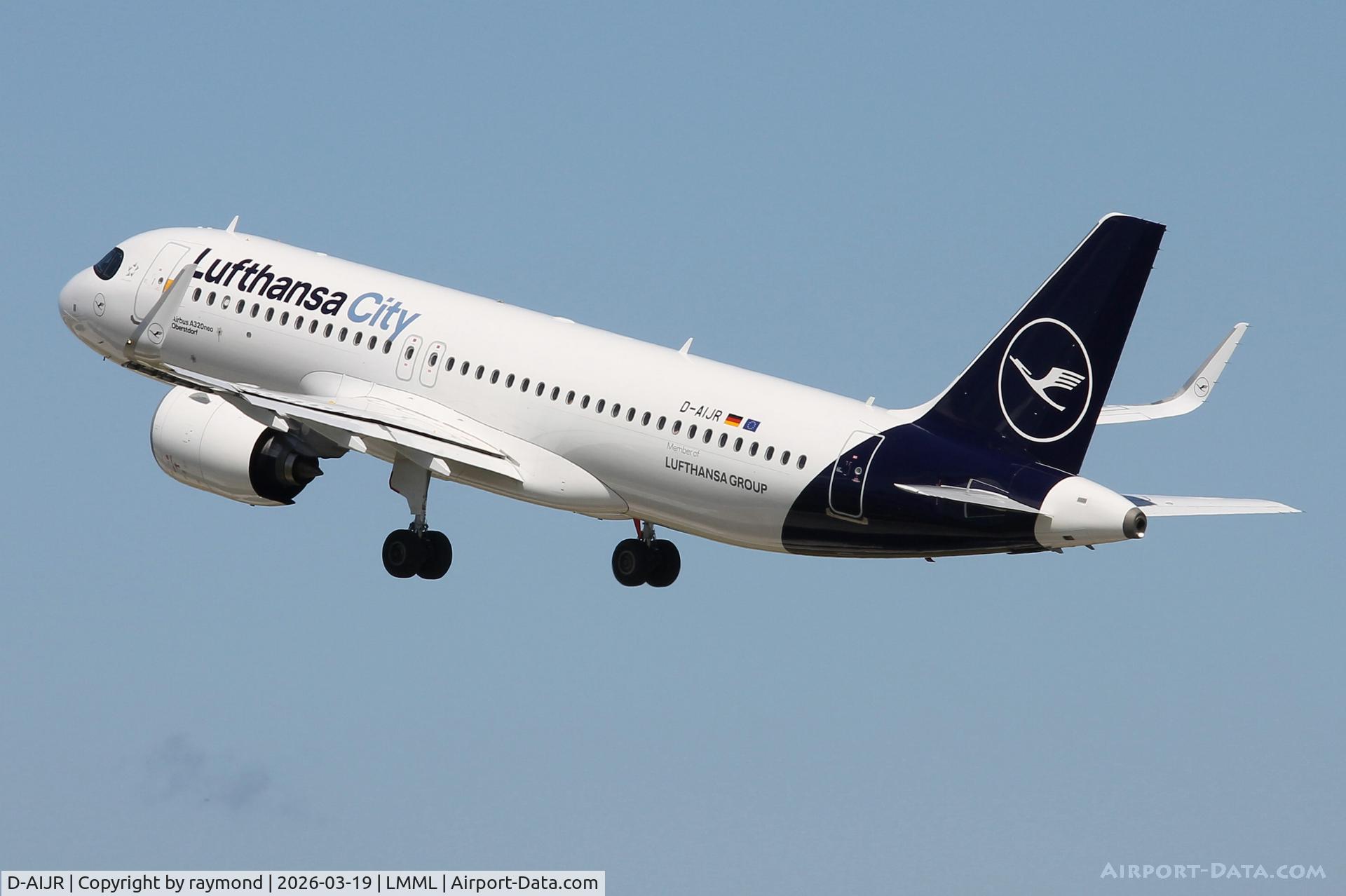 D-AIJR, 2025 Airbus A320-271N C/N 12656, Lufthansa City Airbus A320-251N reg D-AIJR on the climb from RW31 departing Malta.