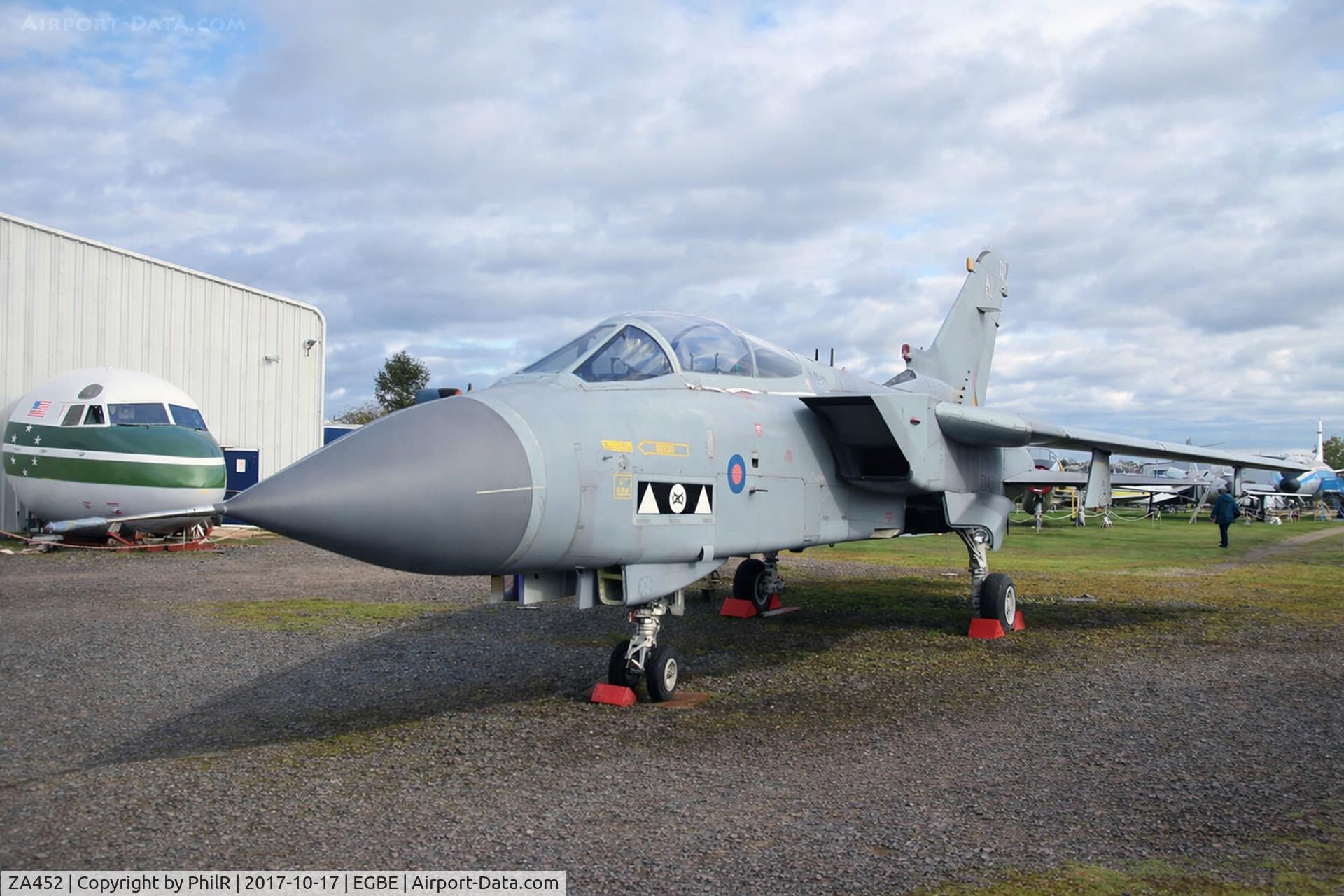 ZA452, 1983 Panavia Tornado GR.4 C/N 247/BS082/3118, ZA452 1983 Panavia Tornado GR4 MAM Coventry
