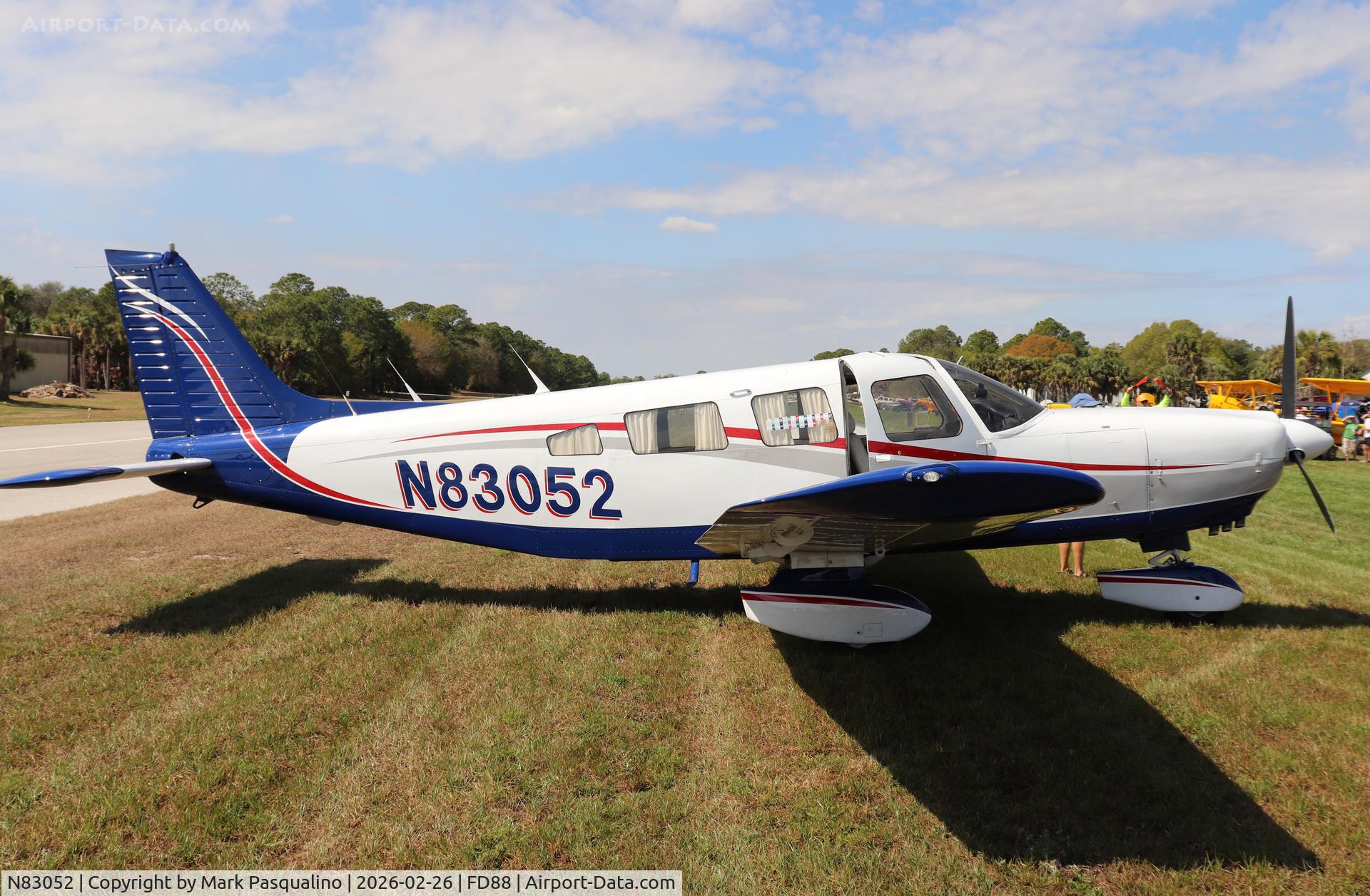 N83052, Piper PA-32-301 Saratoga C/N 32-8306006, Piper PA-32-301
