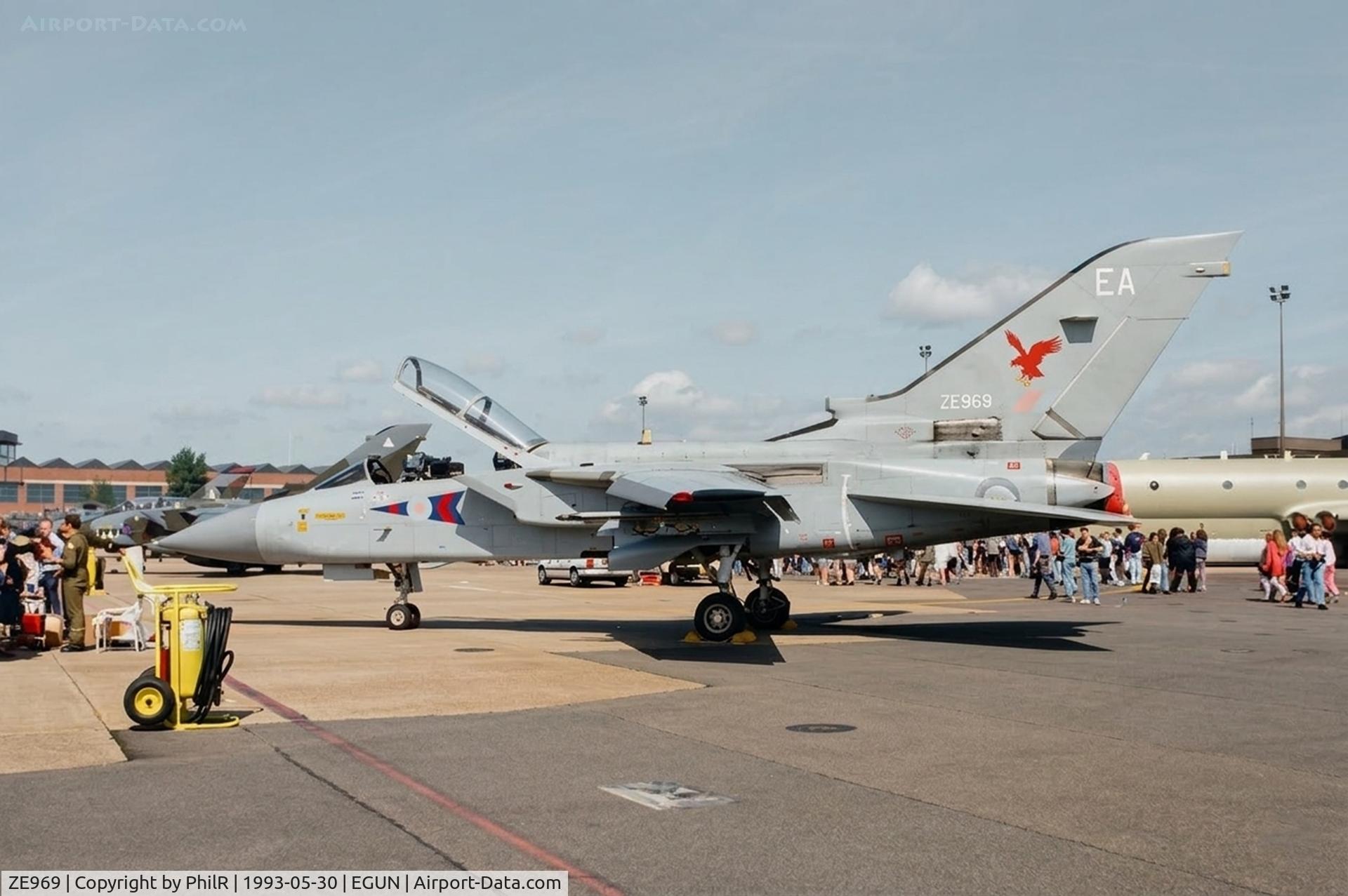 ZE969, 1990 Panavia Tornado F.3 C/N 3381/AS121/803, ZE969 1990 BAe Tornado F3 RAF Mildenhall