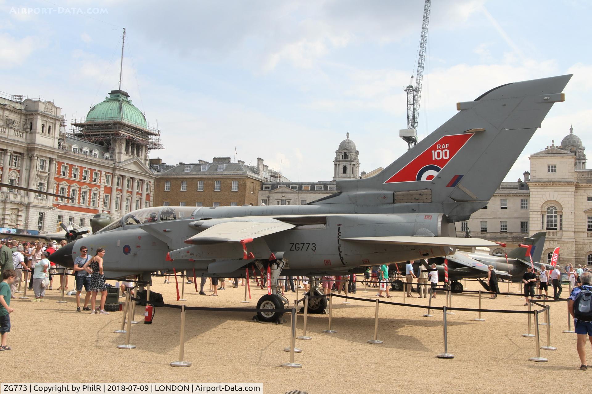 ZG773, 1992 Panavia Tornado GR.4 C/N 902/BS186/3445, ZG773 1992 Panavia Tornado GR4 RAF 100 Horse Guards Parade 
