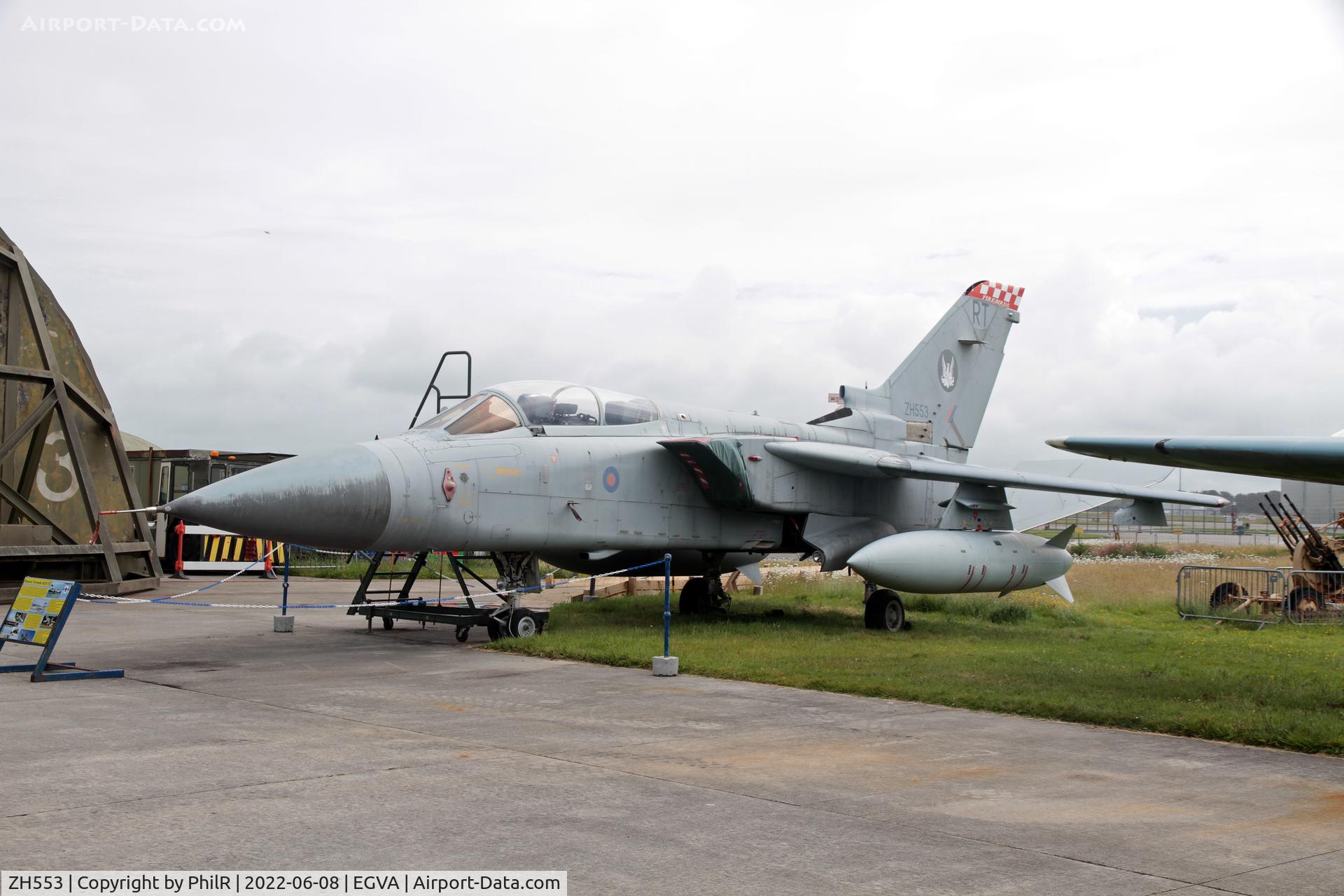 ZH553, 1992 Panavia Tornado F.3 C/N 923/AT045/2192, ZH553 1993 Panavia Tornado F3 JARTS Cornwall Aviation Heritage Centre Newquay 