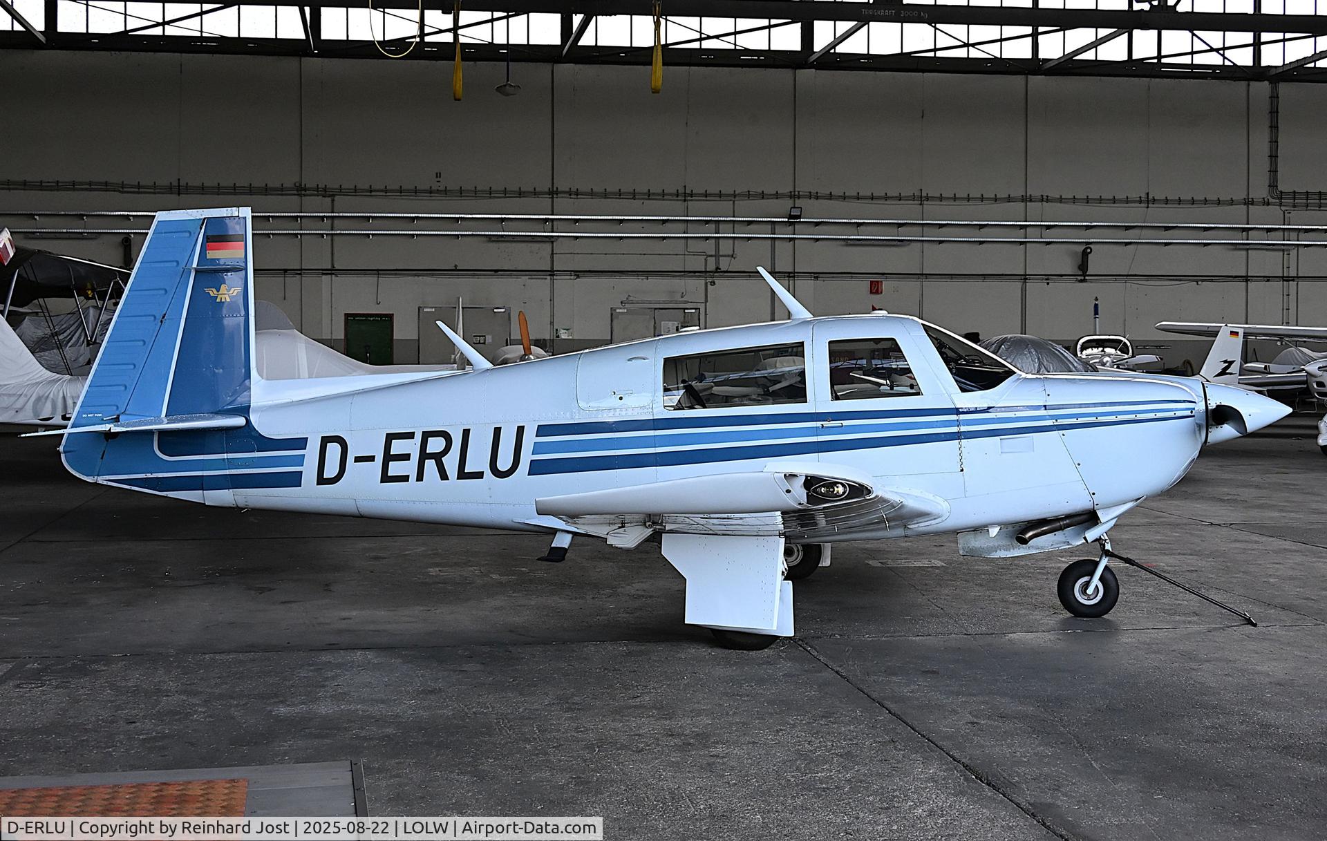 D-ERLU, 1985 Mooney M20J 201 C/N 24-1545, M-20J-201 (ex-N2KN / N3LN / SX-AEM / OY-NAJ) in the hangar at Wels, Austria