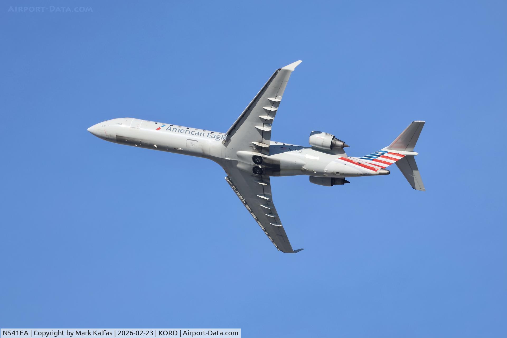 N541EA, Bombardier CRJ-702 (CL-600-2C10) Regional Jet C/N 10320, CRJ7 PSA / American Eagle Bombardier CRJ-702 N541EA departing 28R KORD