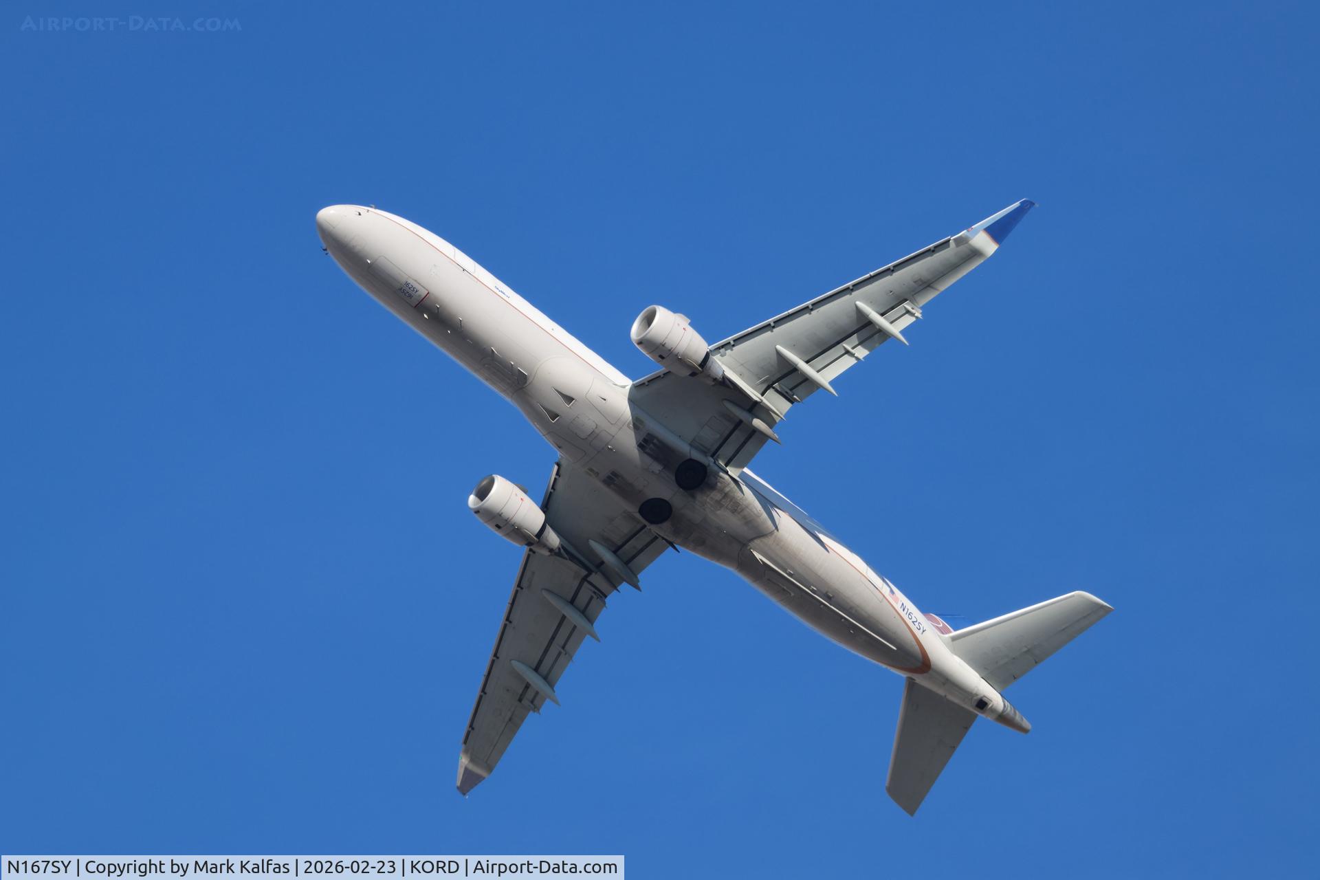 N167SY, 2016 Embraer 175LR (ERJ-170-200LR) C/N 17000616, E75L SkyWest / United Express Embraer 175 N167SY, departing 28R