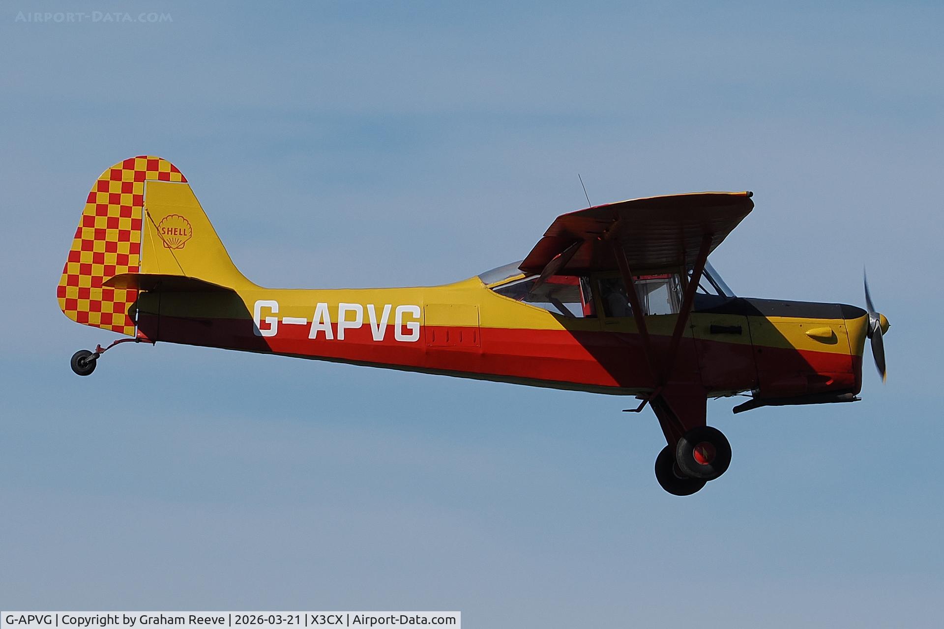G-APVG, 1959 Auster J-5L Aiglet Trainer C/N 3306, Landing at Northrepps.