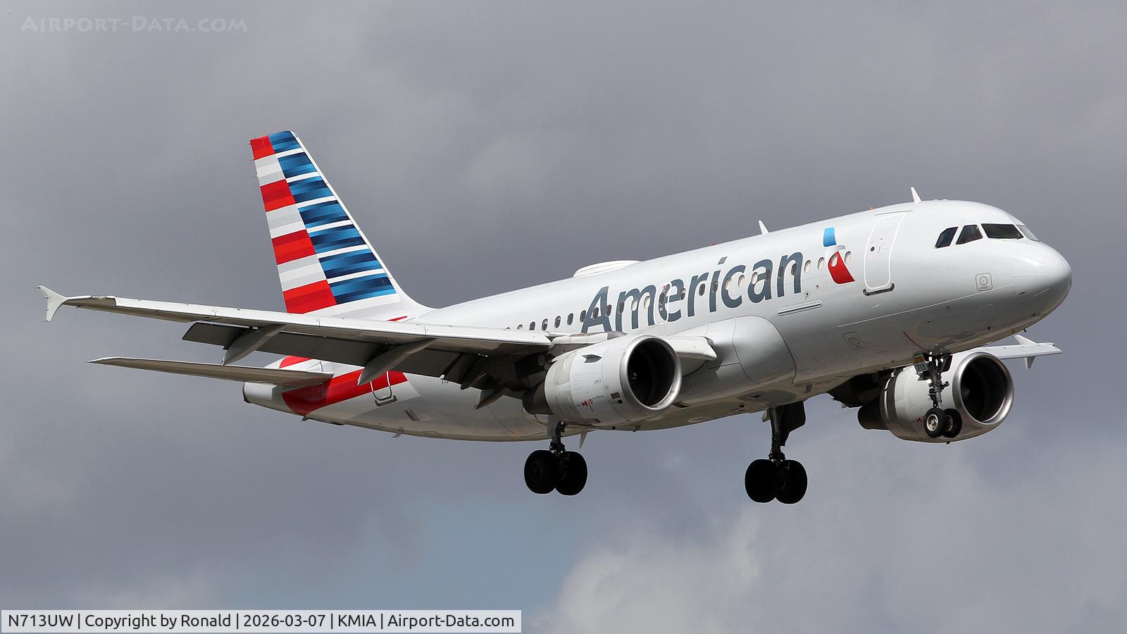 N713UW, 1999 Airbus A319-112 C/N 1040, at mia