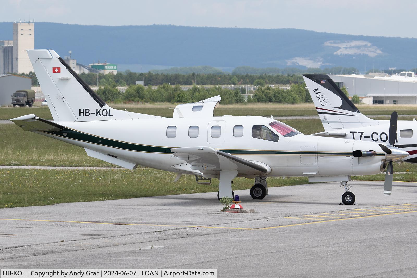 HB-KOL, 2001 Socata TBM-700 C/N 218, Untitled TBM700