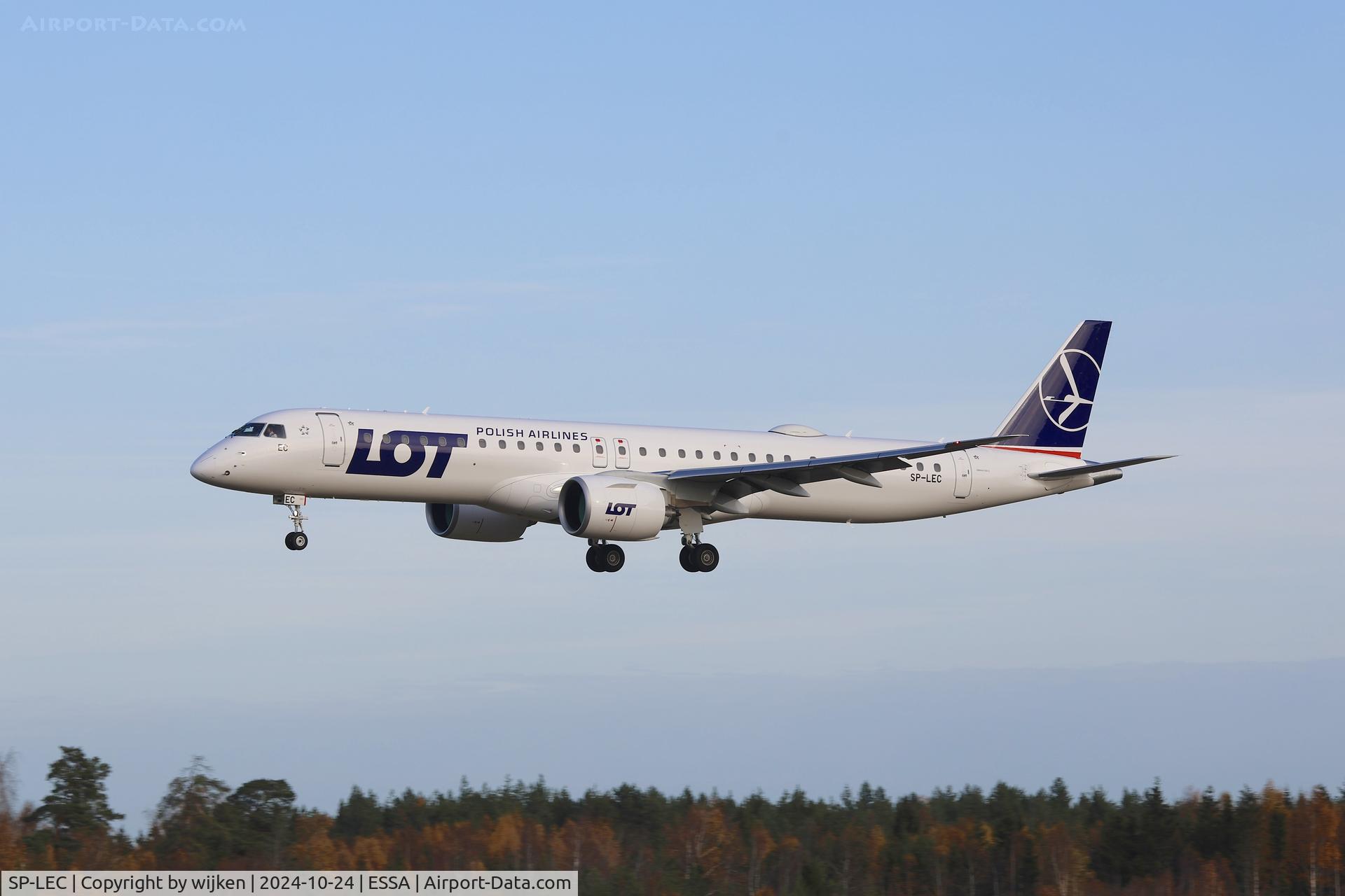 SP-LEC, 2024 Embraer E195-E2 C/N 19020135, Rwy 26