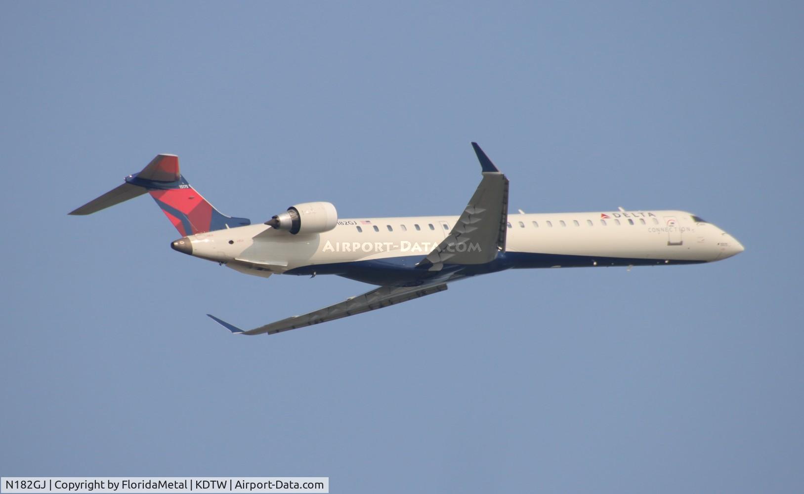 N182GJ, 2008 Bombardier CRJ-900ER (CL-600-2D24) C/N 15175, EDV/DAL CRJ9 zx dtw-grr