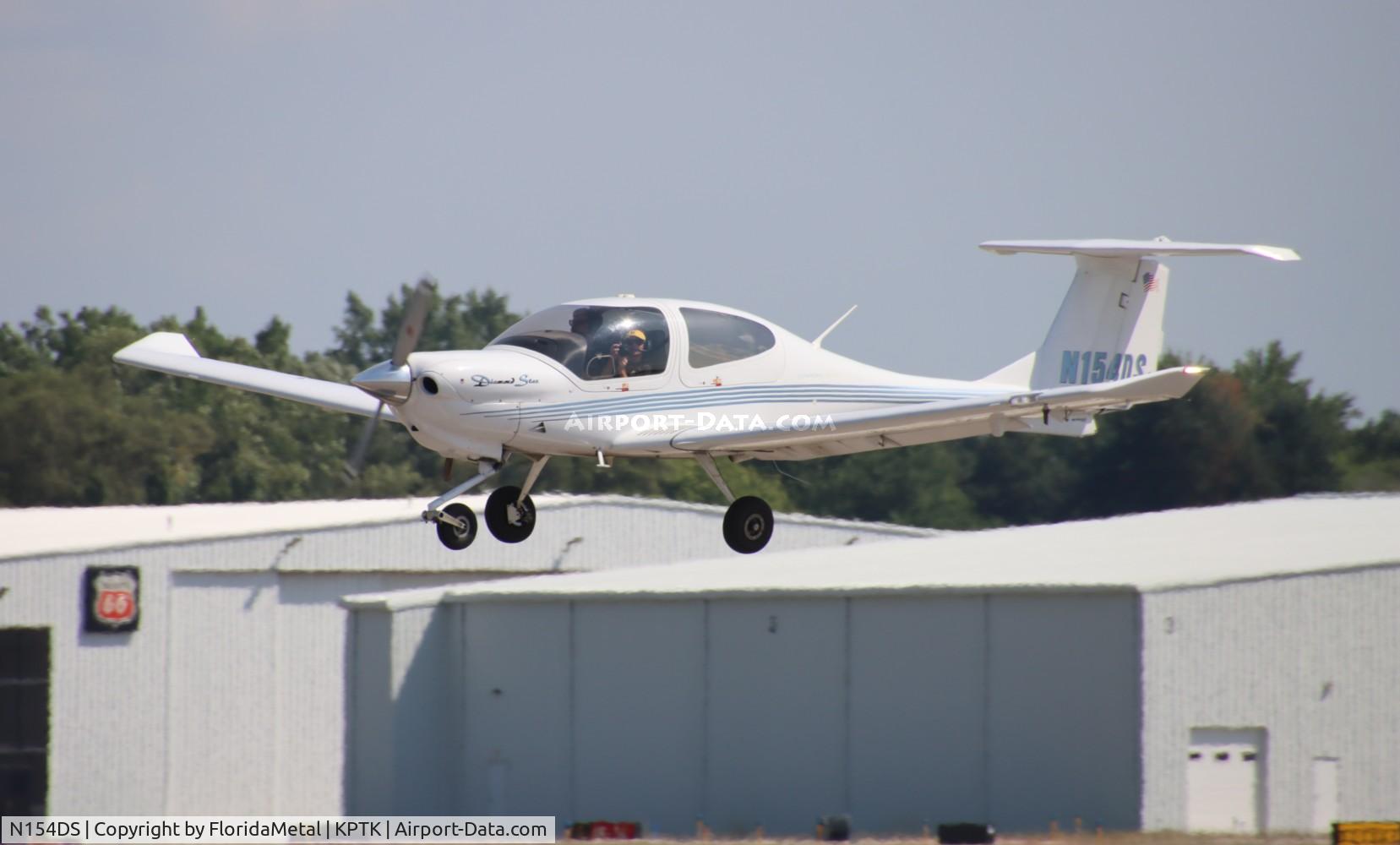 N154DS, 2004 Diamond DA-40 Diamond Star C/N 40.461, DA40 zx 