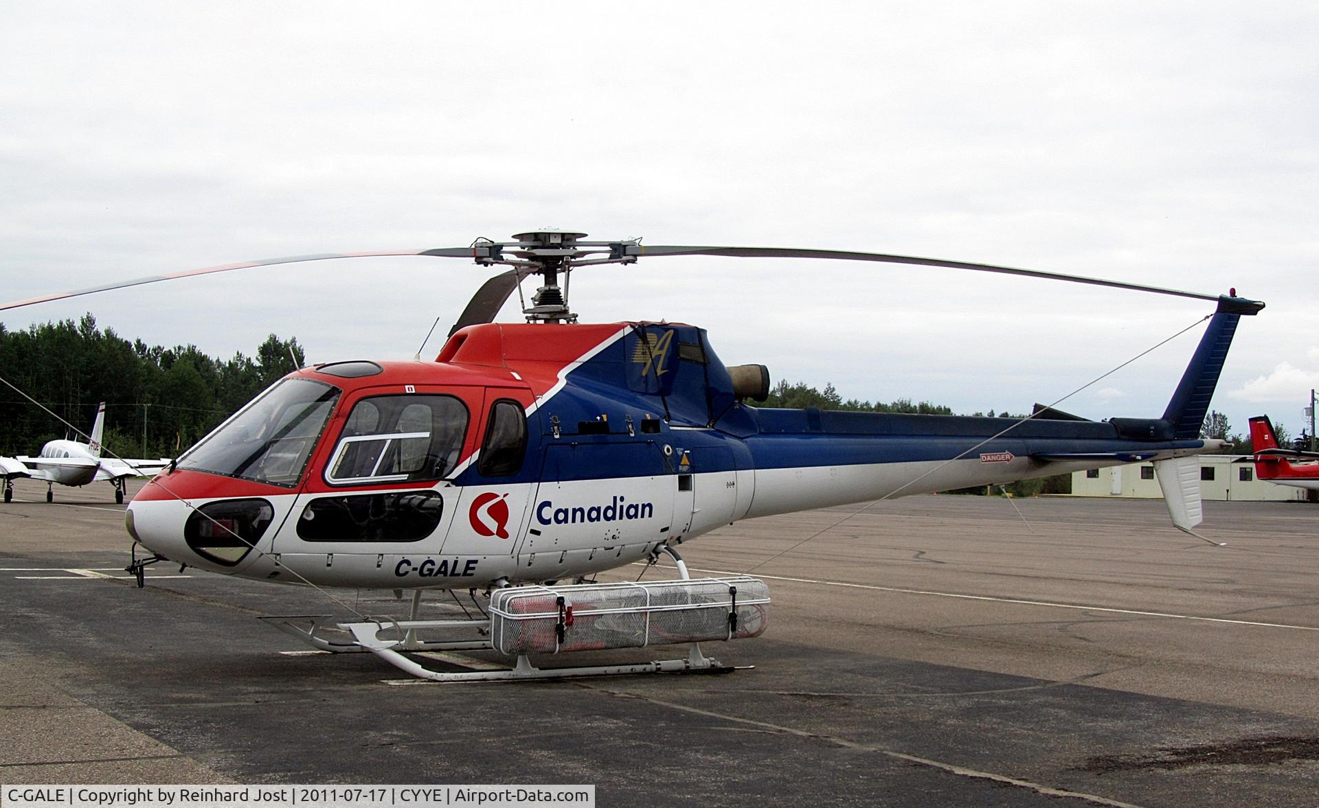 C-GALE, 1981 Aerospatiale AS-350B Ecureuil C/N 1350, Ecureuil of Canadian Helicopters at Fort Nelson, BC