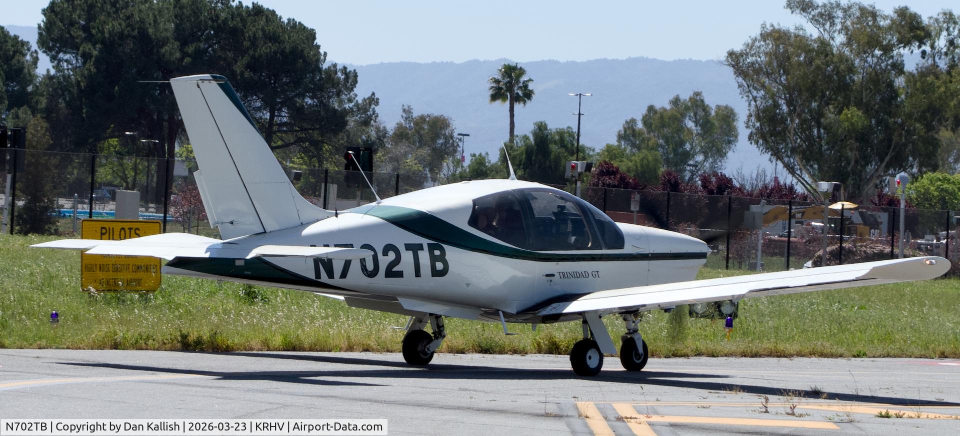 N702TB, 2000 Socata TB-20 TRINIDAD C/N 2030, Waiting to take off from runway 31R at RHV