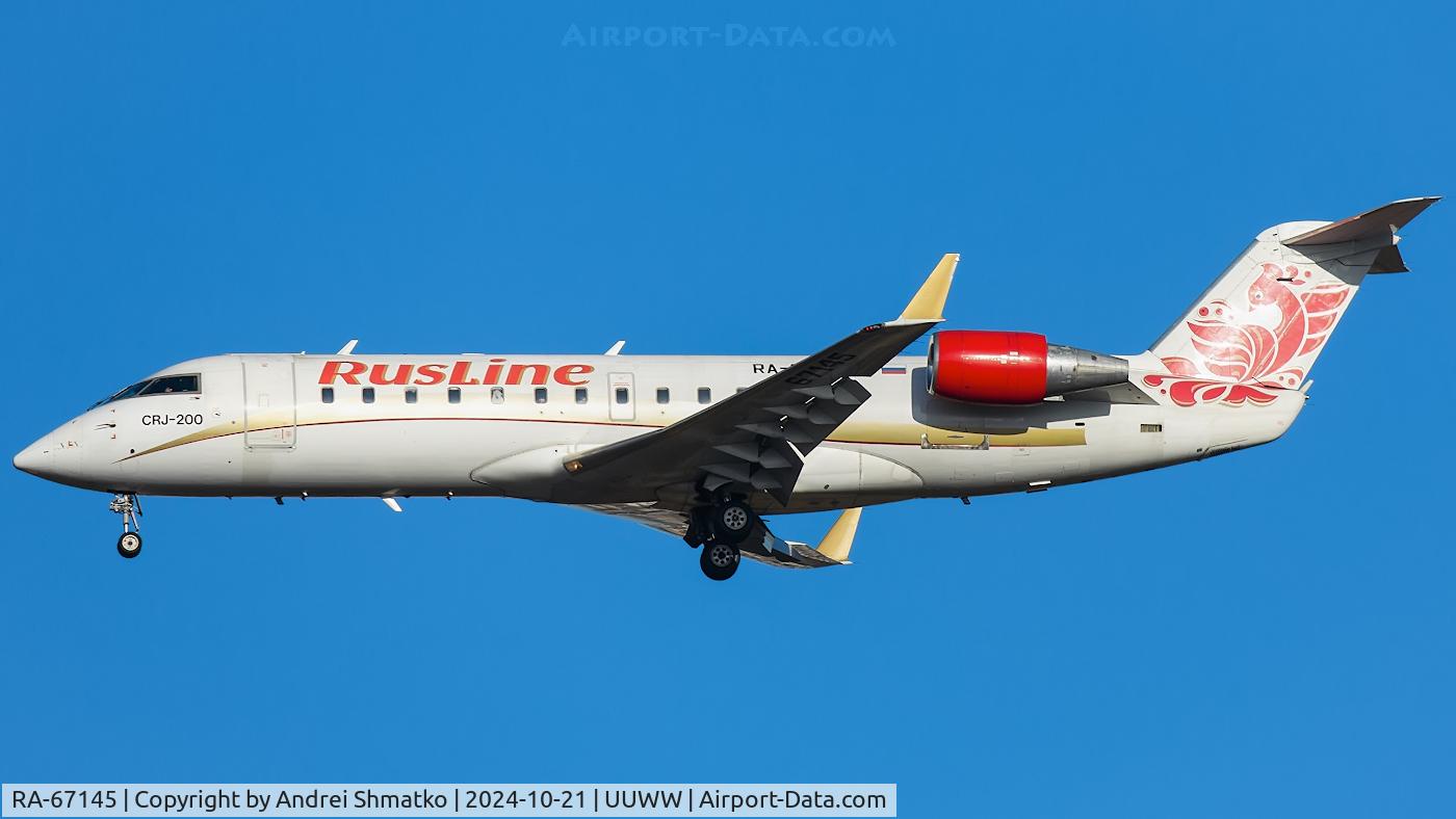 RA-67145, 2002 Canadair CRJ-200ER  (CL-600-2B19) C/N 7627, On final.