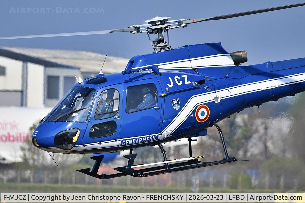 F-MJCZ, Eurocopter AS-350B Ecureuil Ecureuil C/N 1467, France Gendarmerie