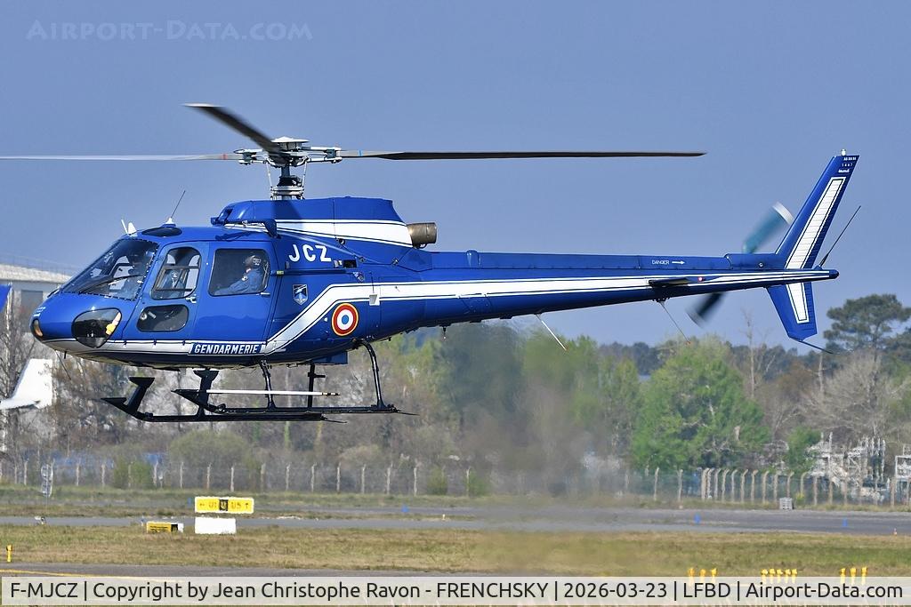 F-MJCZ, Eurocopter AS-350B Ecureuil Ecureuil C/N 1467, France Gendarmerie