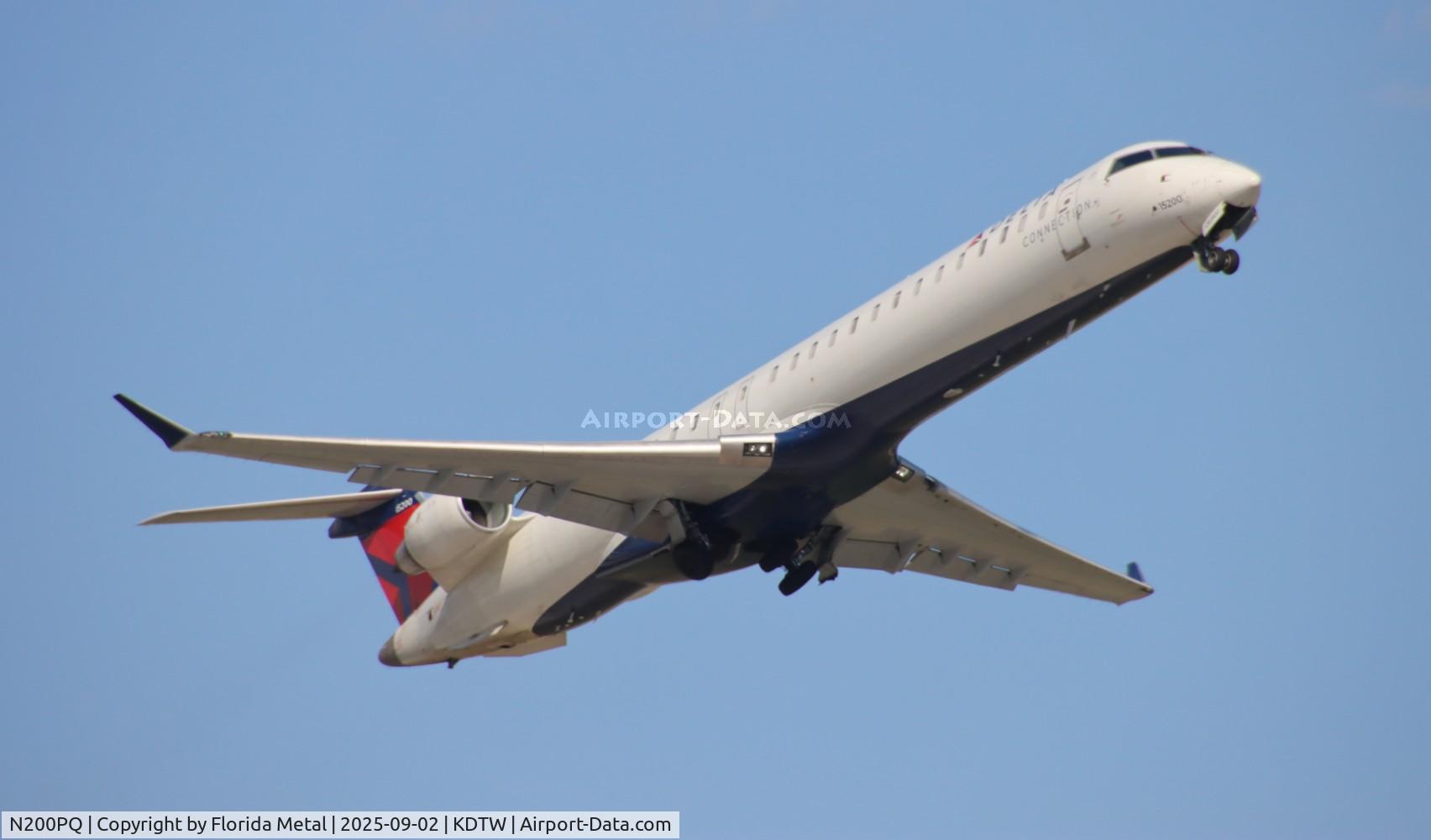 N200PQ, 2008 Bombardier CRJ-900ER (CL-600-2D24) C/N 15200, EDV/DAL CR9 zx dtw-gso
