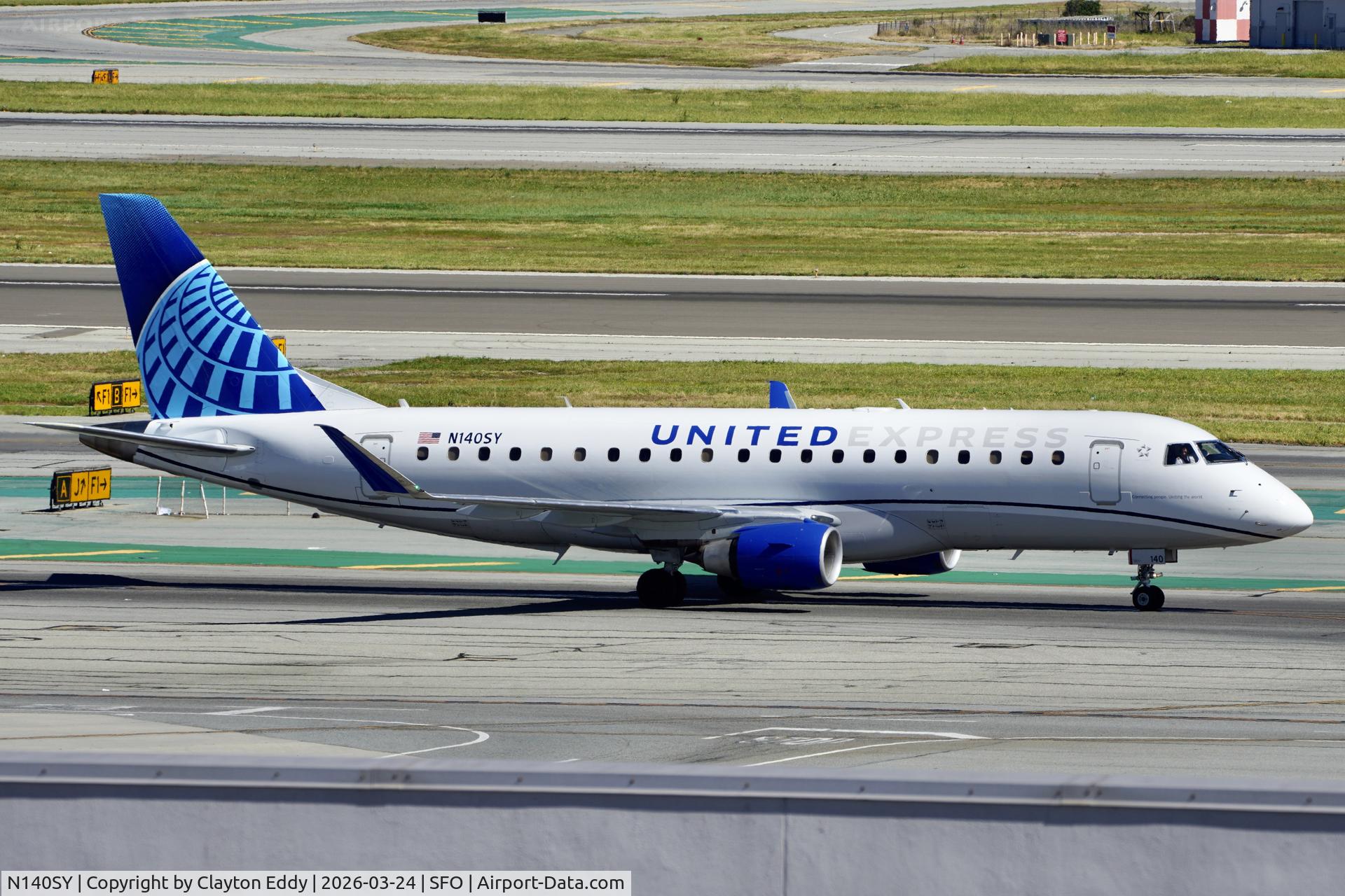 N140SY, 2015 Embraer 175LR (ERJ-170-200LR) C/N 17000470, SFO 2026