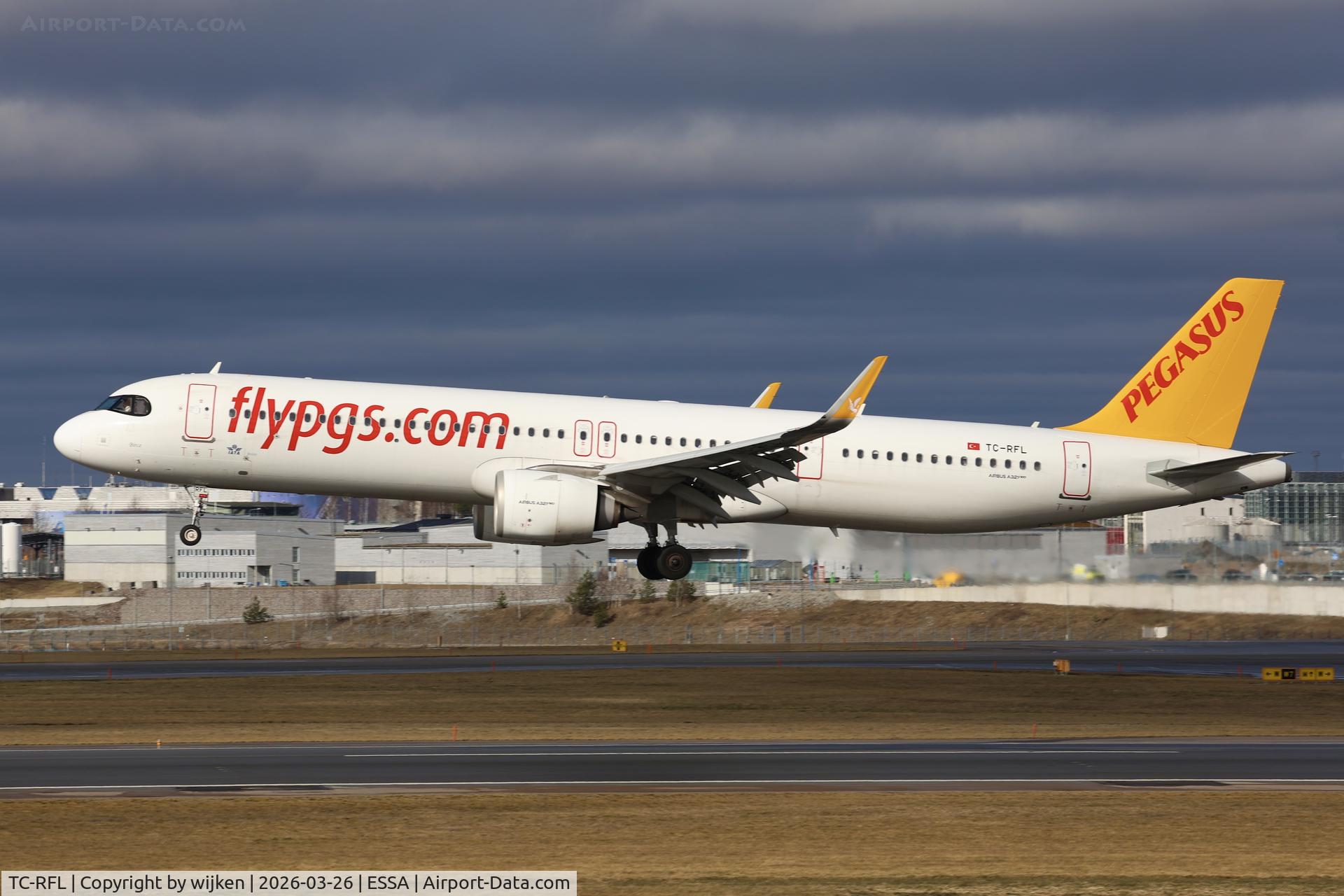 TC-RFL, 2025 Airbus A321-251 NX C/N 12363, Rwy 19L