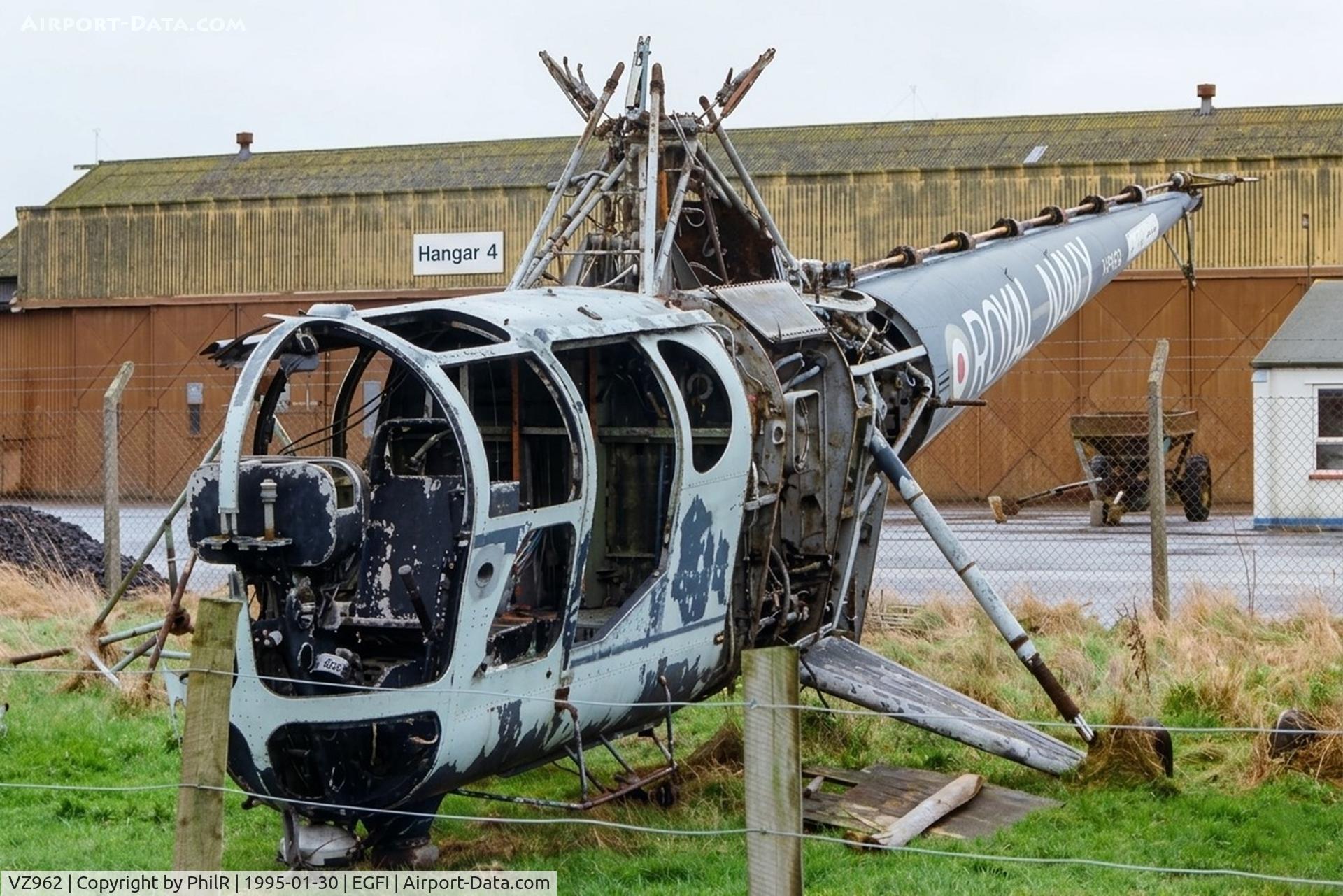 VZ962, 1950 Westland Dragonfly HR.1 C/N WA/H/21, VZ962 1950 Westland WS51 Dragonfly HR1 RN IHM Weston 