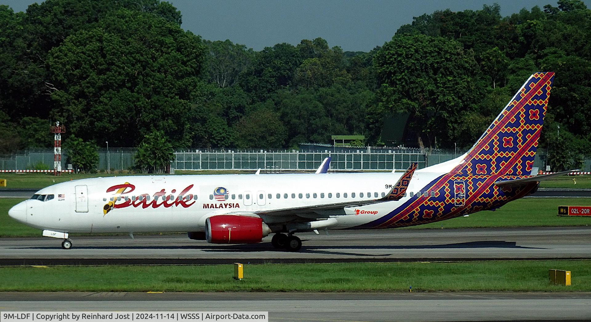 9M-LDF, 2015 Boeing 737-8U3 C/N 41605, B737-8U3 9M-LDF (ex-PK-GNP / PK-BGO) at Singapore Changi