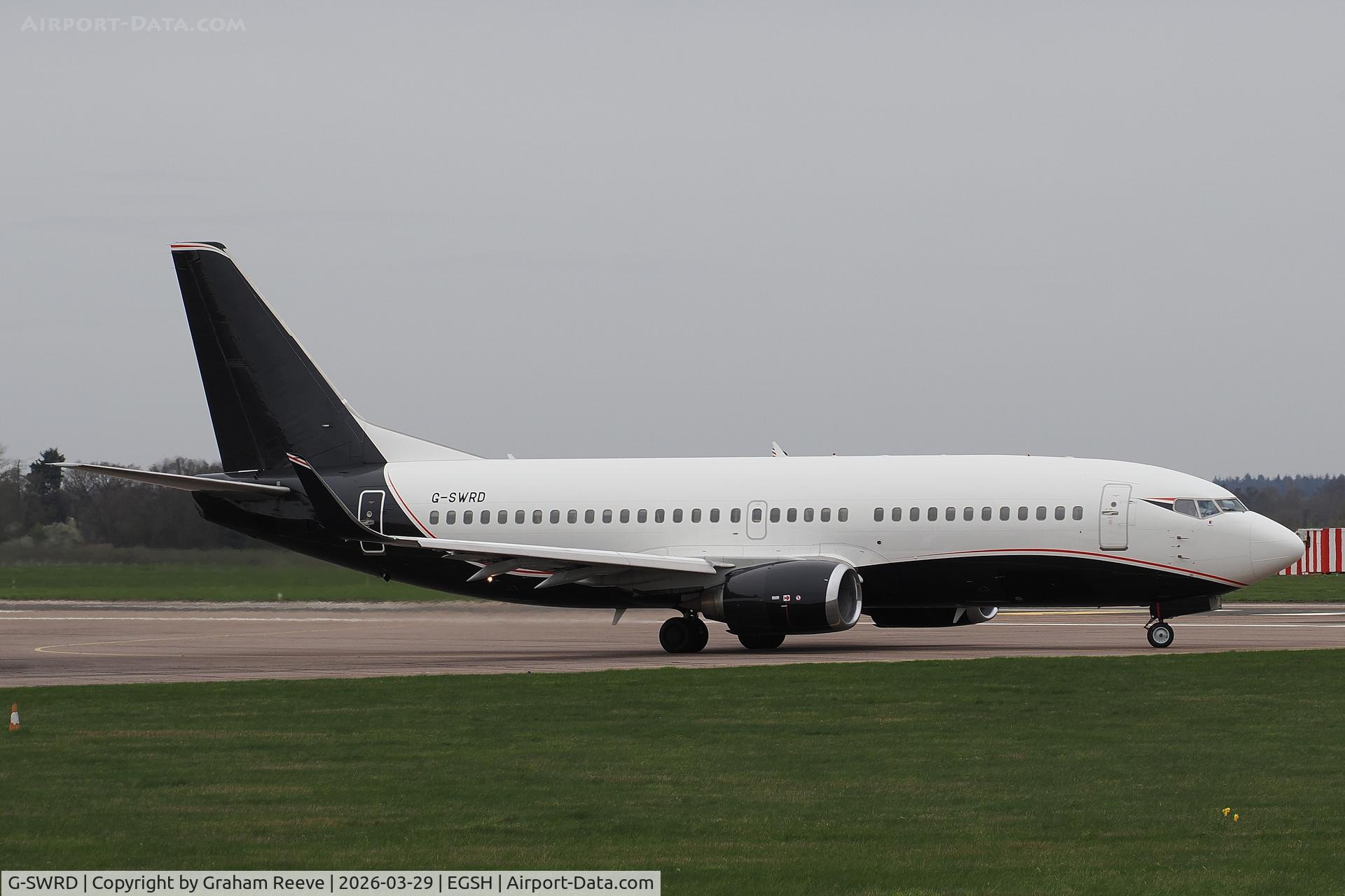 G-SWRD, 1995 Boeing 737-3L9 C/N 27834, Departing from Norwich.