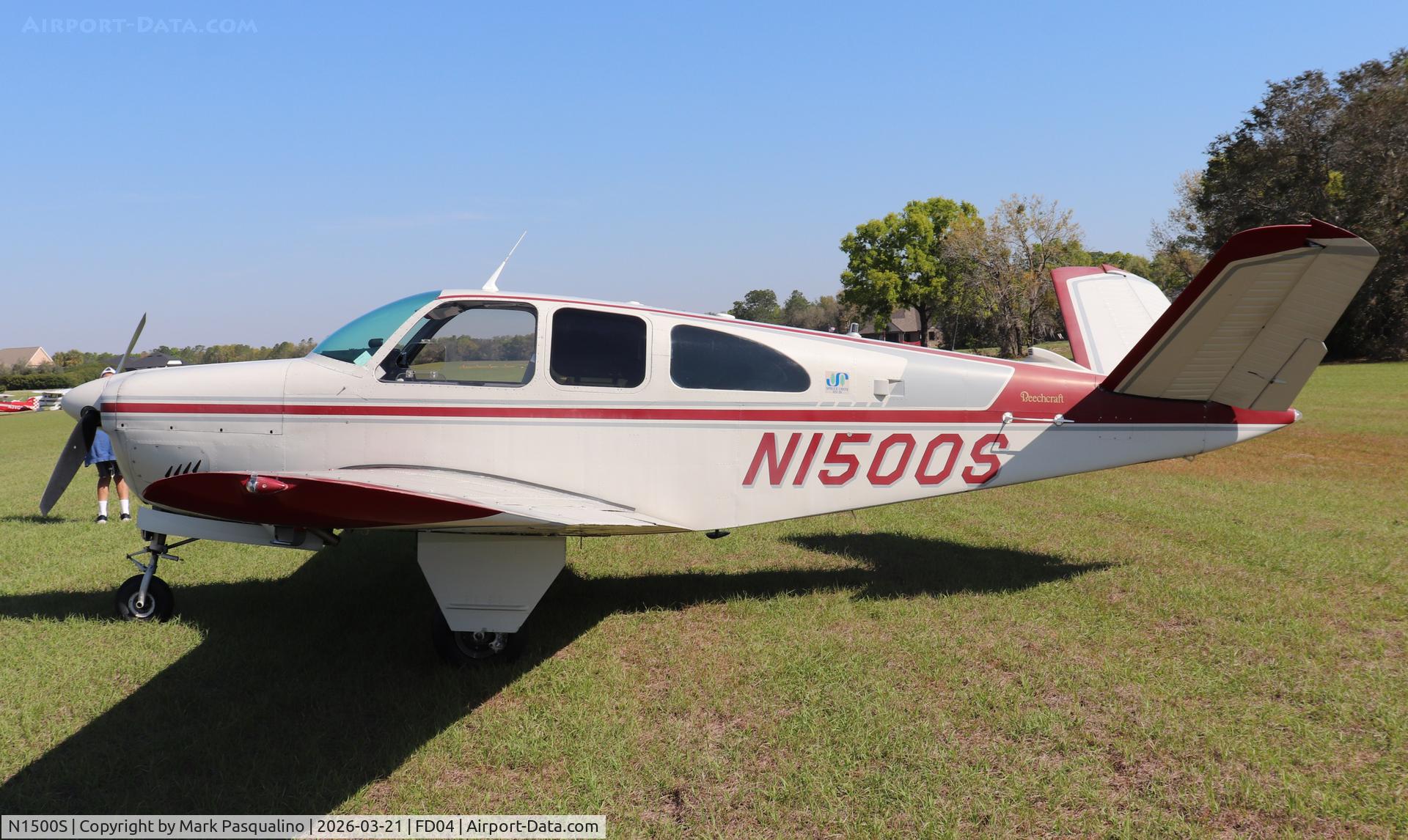 N1500S, 1961 Beech P35 Bonanza C/N D-6897, Beech P35