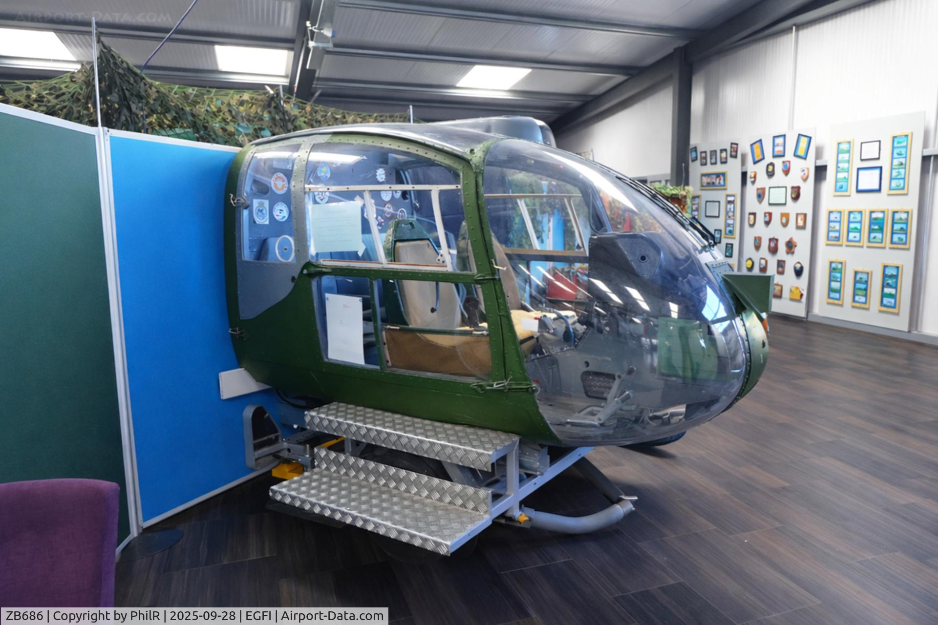 ZB686, Westland SA-341B Gazelle AH1 C/N 1995, ZB686 1983 Aerospatiale SA341B Gazelle AH1 Helicopter Museum Weston-super-Mare