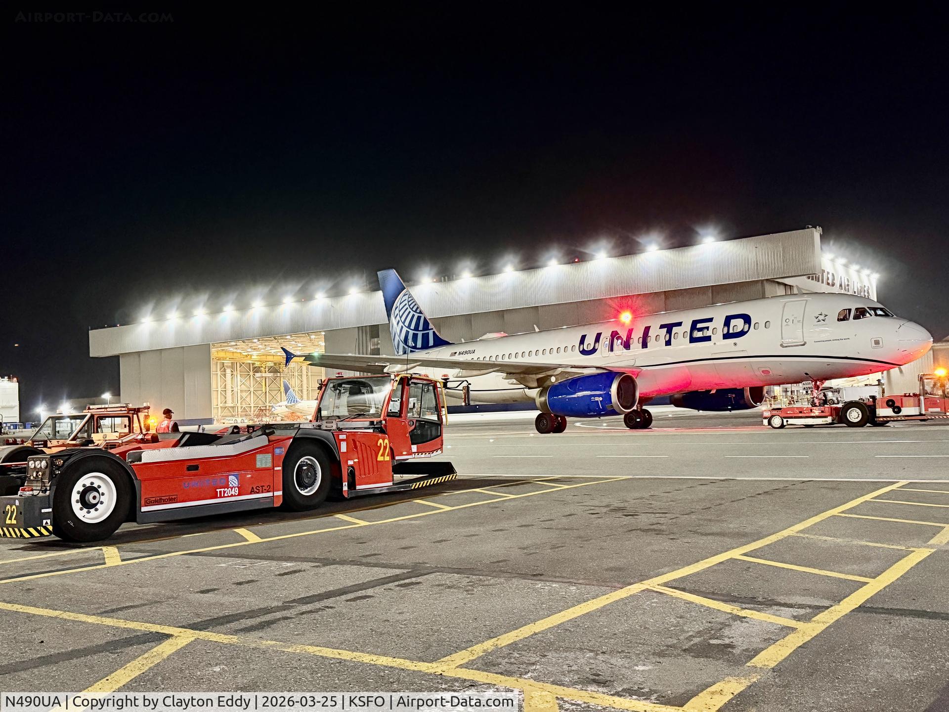 N490UA, 2002 Airbus A320-232 C/N 1728, SFO 2026