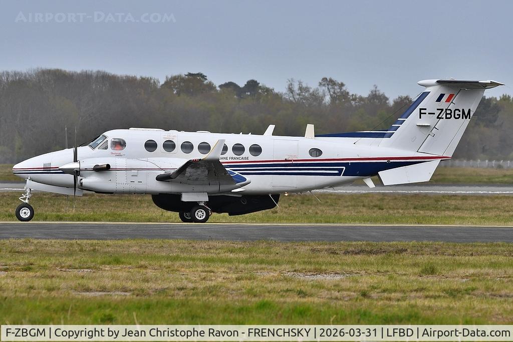 F-ZBGM, Beech Super King Air 350 C/N FL-752, France Douane 3301