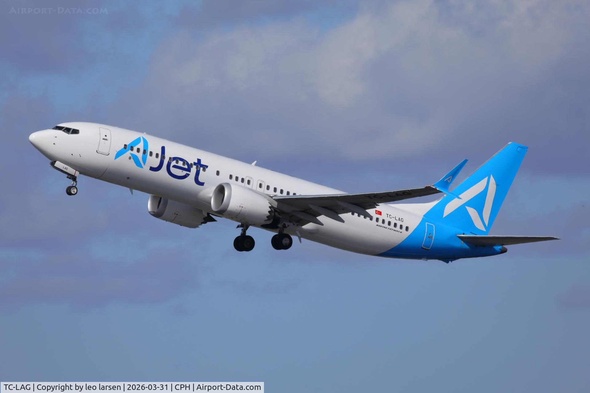 TC-LAG, 2022 Boeing 737-8MAX C/N 61810, Copenhagen 31.3.2026