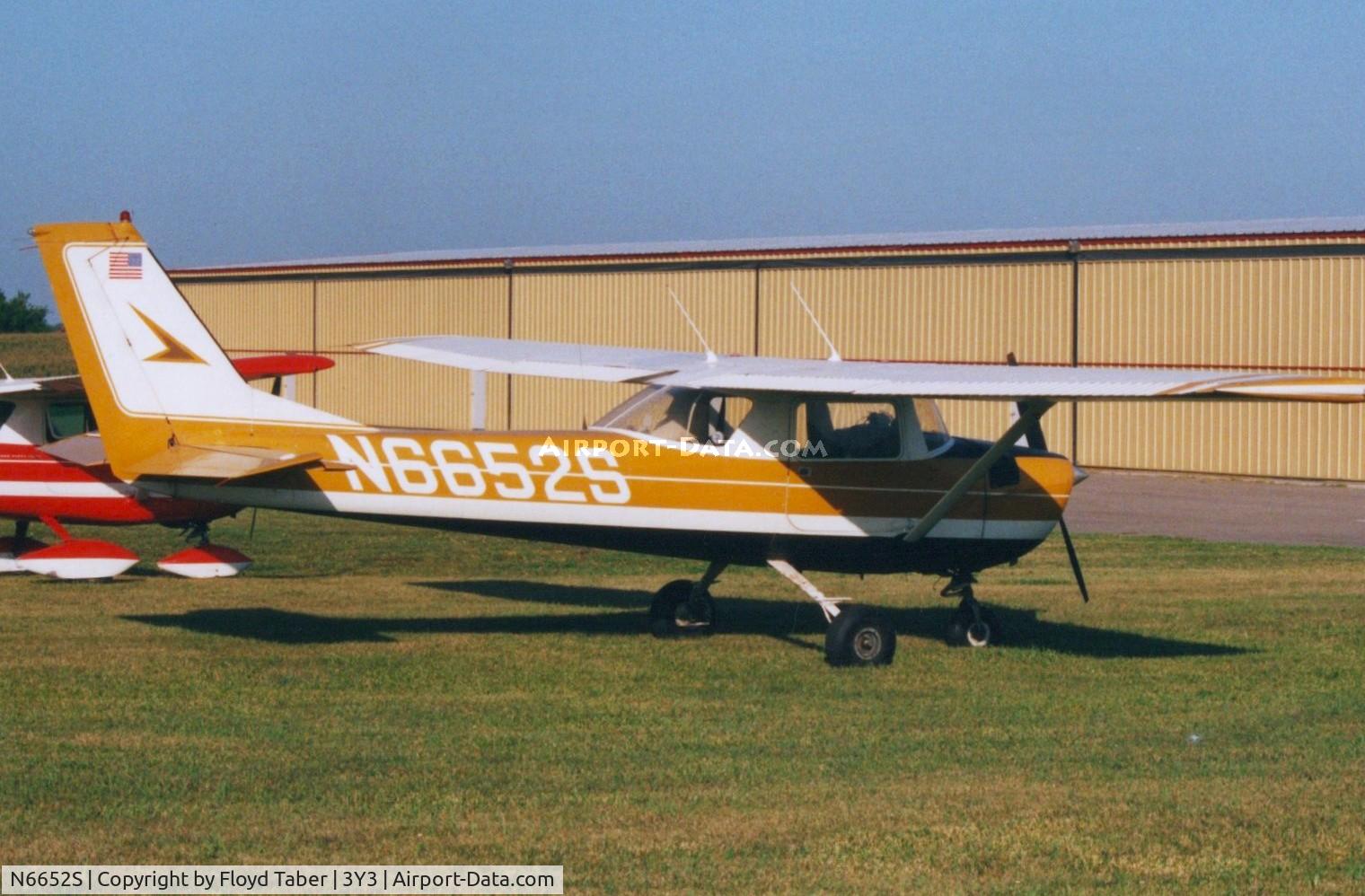 N6652S, 1967 Cessna 150H C/N 15067452, Winterset Fly In