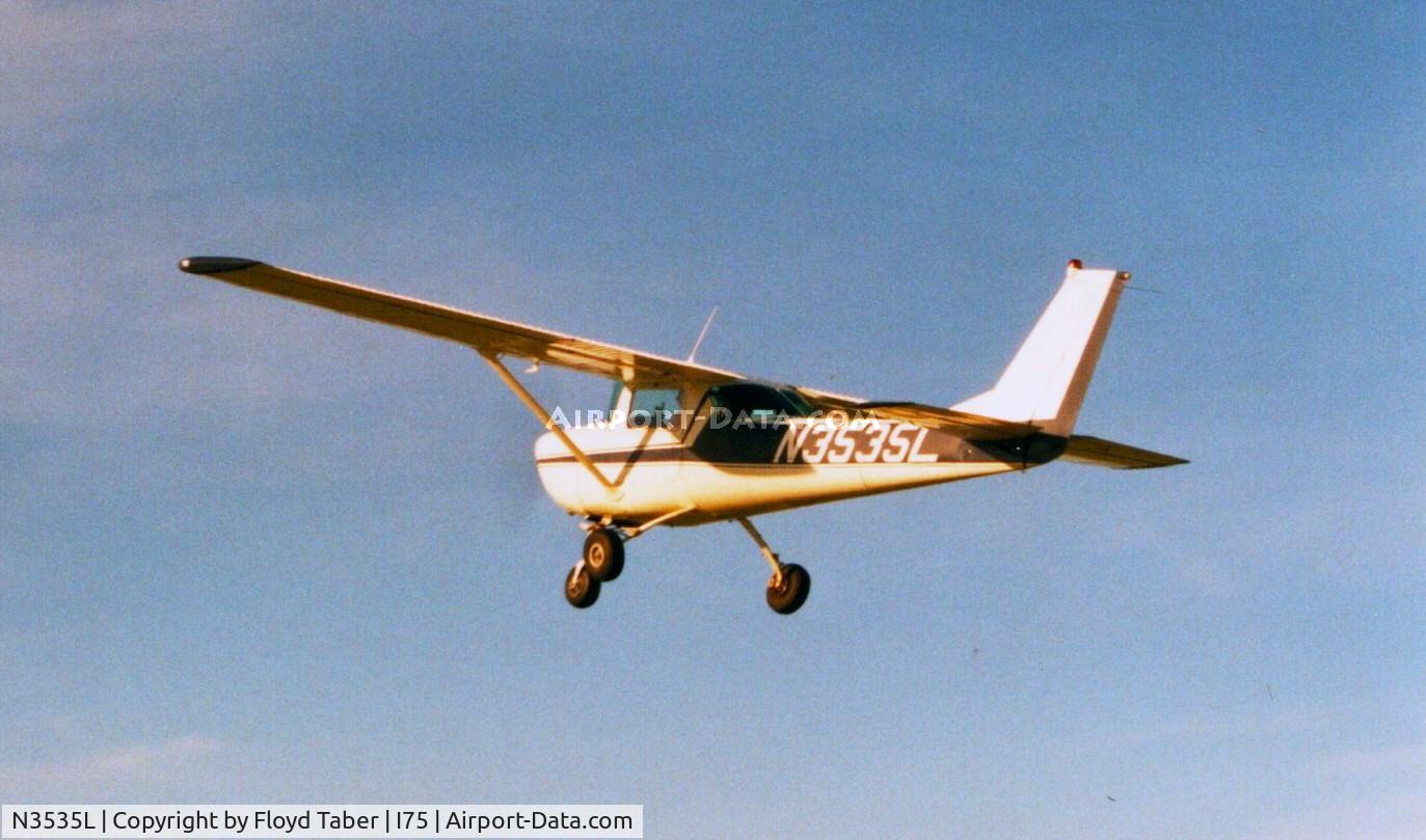 N3535L, 1965 Cessna 150F C/N 15062335, Leaving to the north