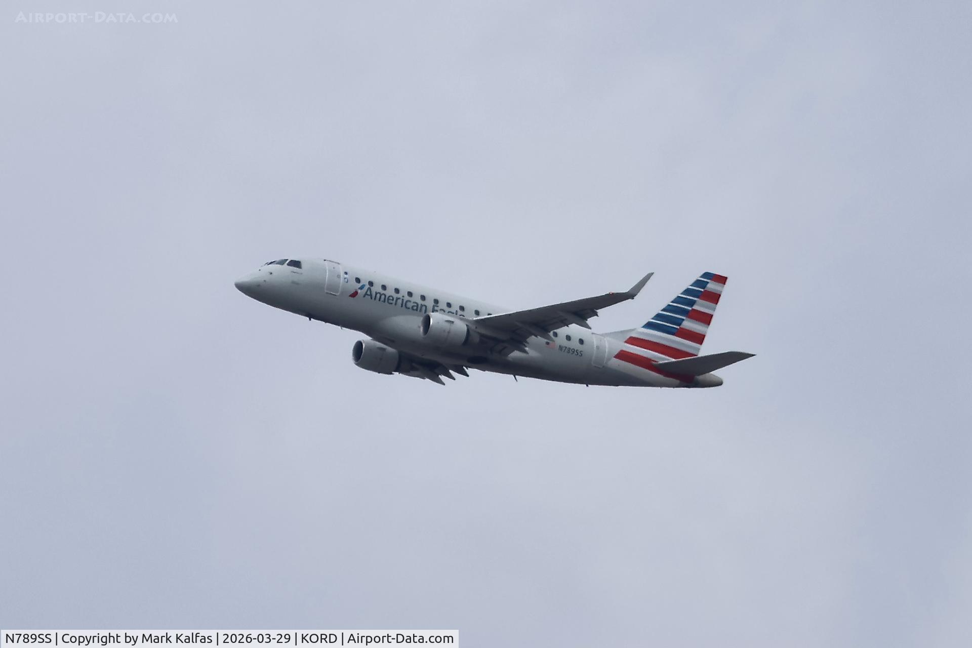 N789SS, 2005 Embraer 170SE (ERJ-170-100SE) C/N 17000060, E170 Envoy / American Eagle Embraer 170SE N789SS departing 27L KORD