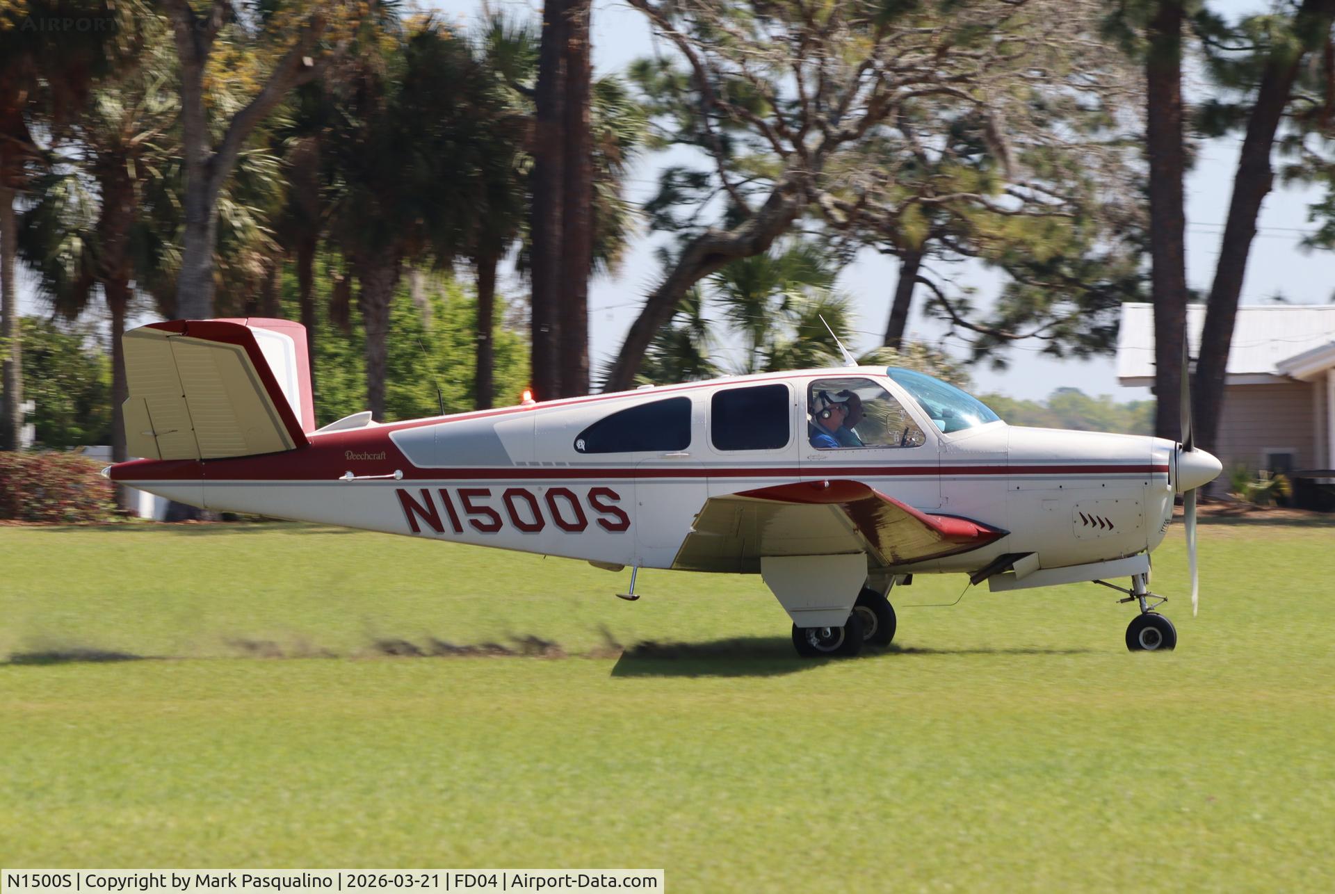 N1500S, 1961 Beech P35 Bonanza C/N D-6897, Beech P35